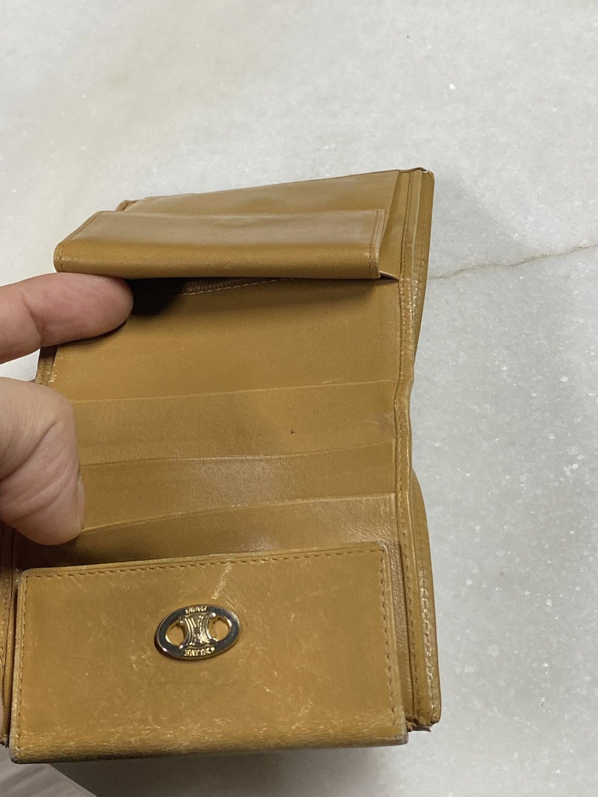 Celine Celine Monogram Leather Women’s Bifold Wallet Preowned Size ONE SIZE - 11 Thumbnail