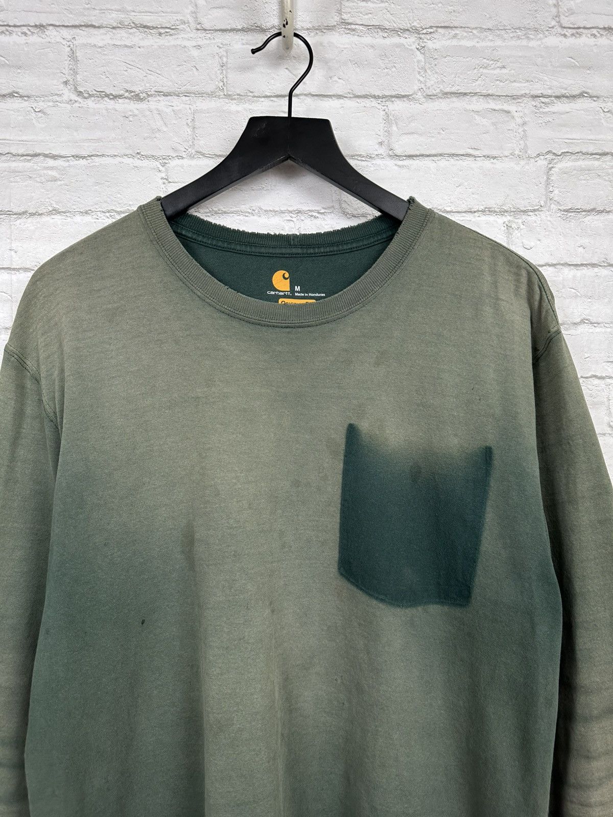 Carhartt (M) BEAUTIFUL FADED THRASHED Carhartt Longsleeve Tee Size US M / EU 48-50 / 2 - 4 Thumbnail