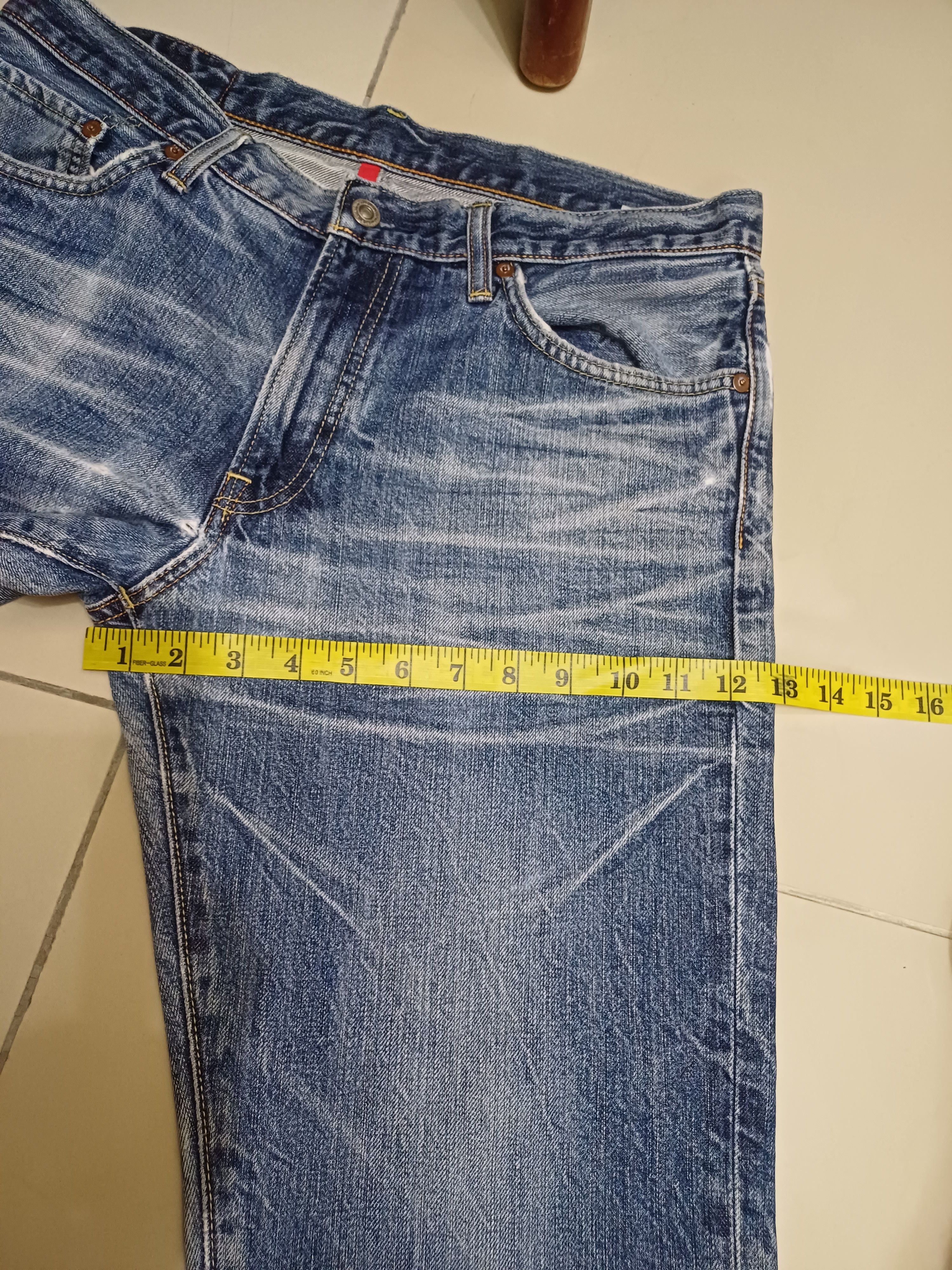 Japanese Brand × Uniqlo S002 Vintage Uniqlo Nice Faded Patina Distressed Jeans Size US 33 - 10 Thumbnail