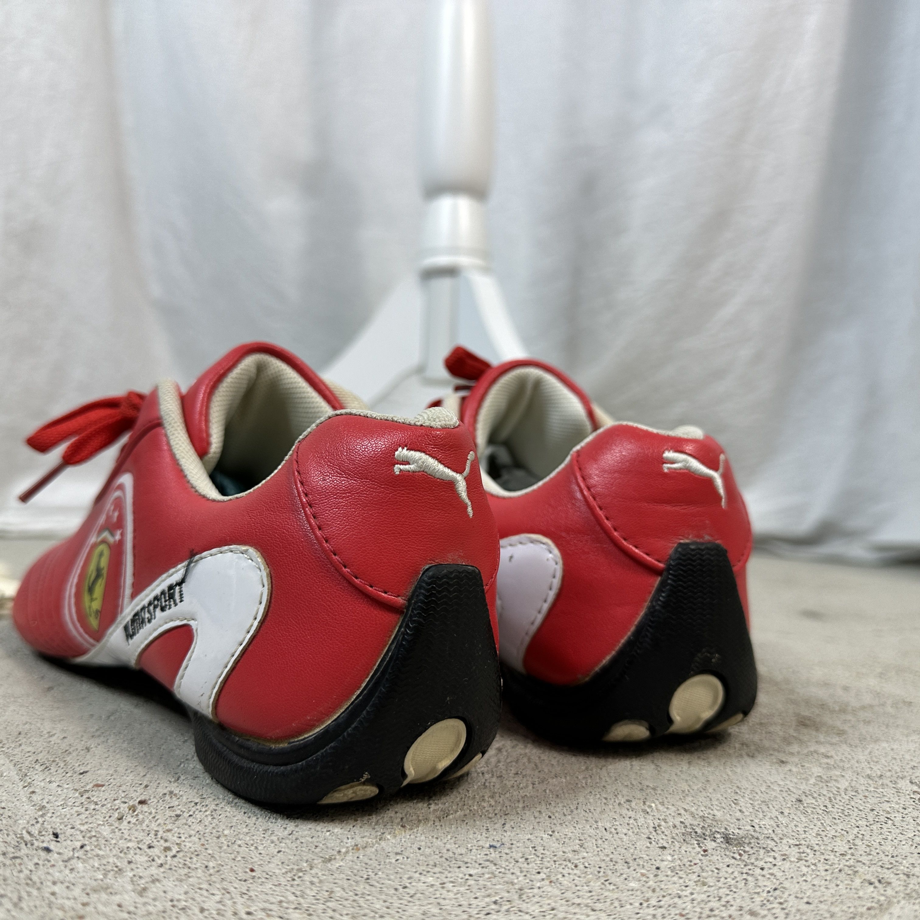 Puma × Vintage Vintage Puma Ferrari Y2K Sneakers Size US 8 / EU 41 - 6 Thumbnail