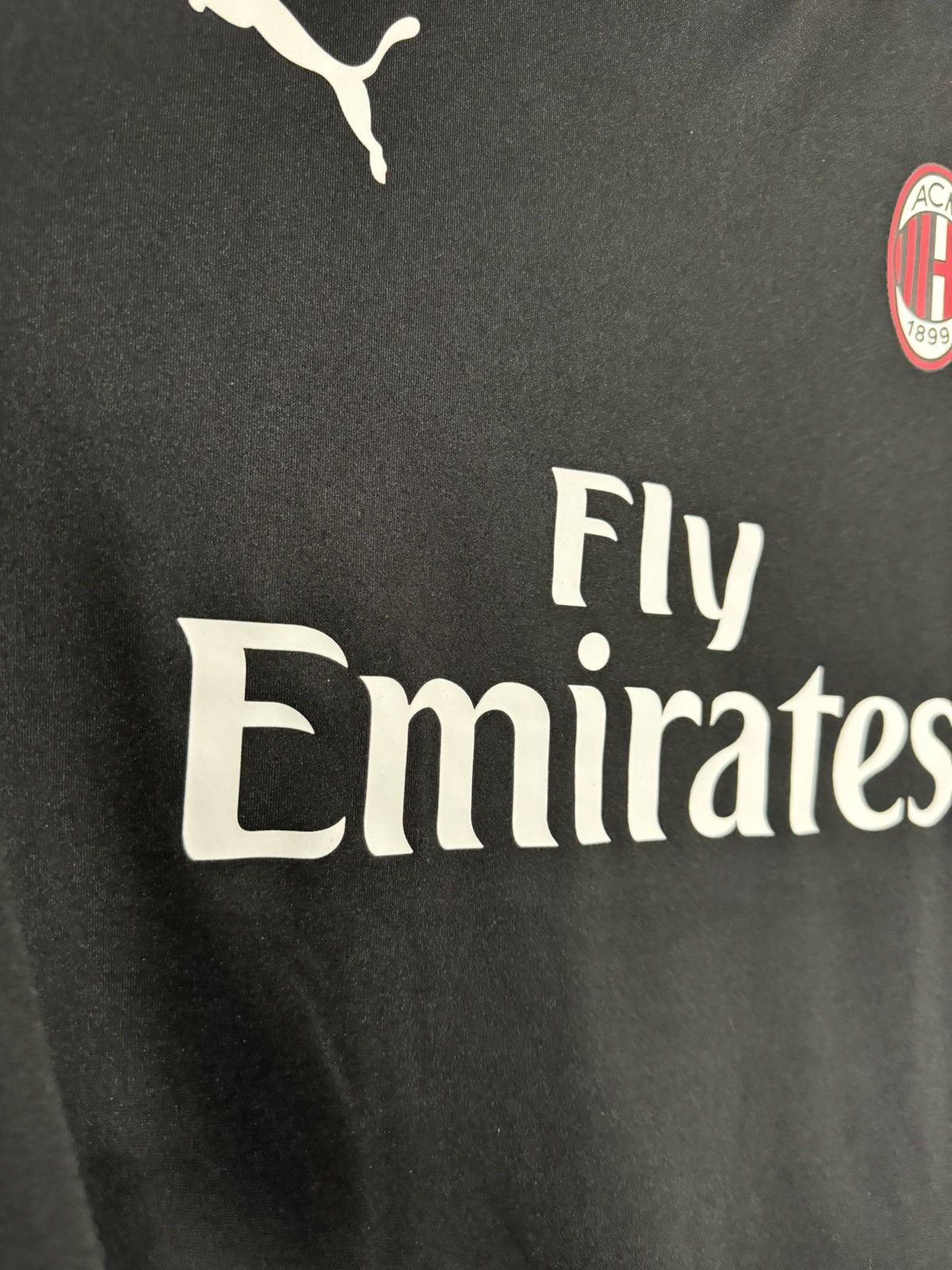 Puma × Vintage Vintage AC Milan 2018/19 Puma Limited Jersey Blokcore Size US S / EU 44-46 / 1 - 9 Thumbnail