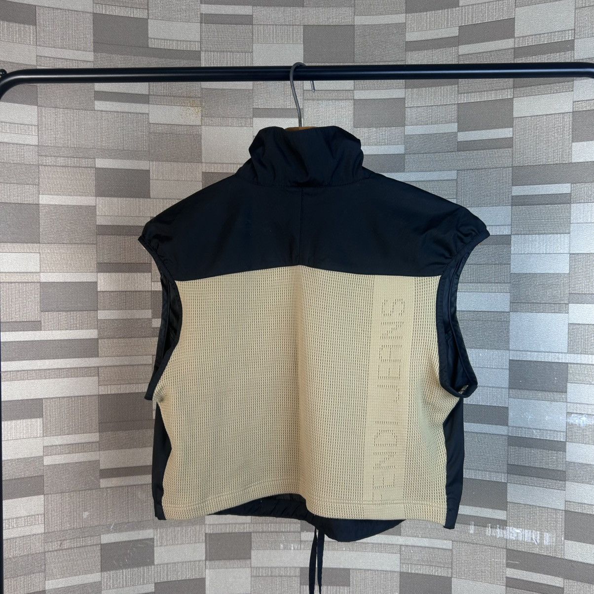 Fendi Vintage Fendi Roma Embroidered Black Vest Size M / US 6-8 / IT 42-44 - 4 Thumbnail