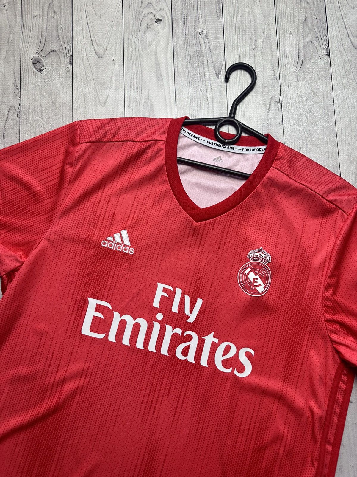 Vintage Real Madrid adidas red away soccer jersey rare size Xl Size US XL / EU 56 / 4 - 2 Thumbnail