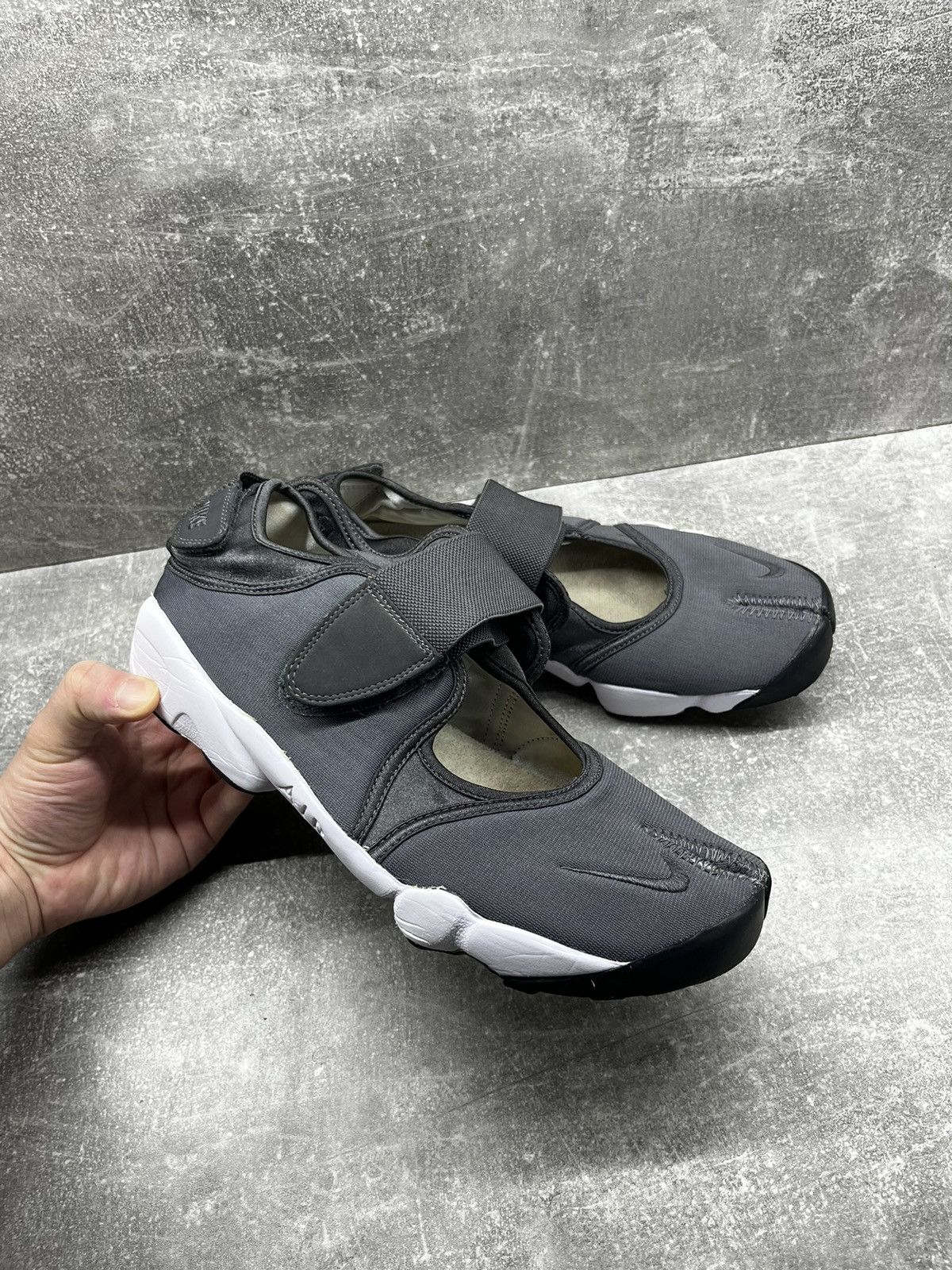 Nike × Vintage Vintage Nike Air Rift Sandals Tabi Black Shoes Vintage Y2k Size US 9 / EU 42 - 1 Thumbnail