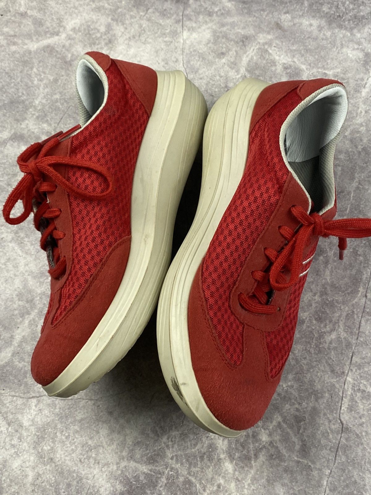 Kybun Kybun Red Suede Comfort Walking Orthopedic Shoes Size: 41 Size US 8 / EU 41 - 6 Thumbnail