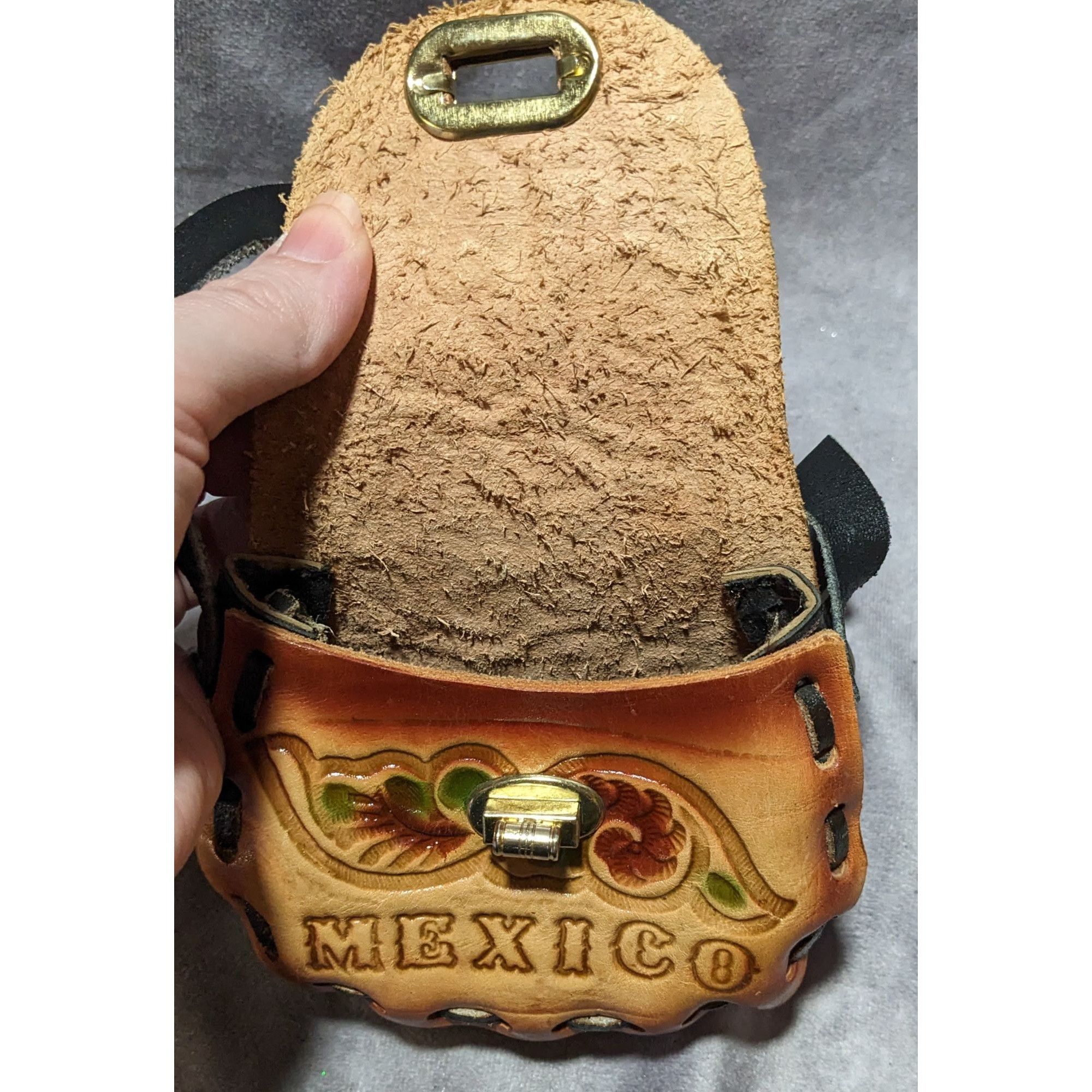 Other Vintage Hand Tooled Mexican Floral Leather Bag Size ONE SIZE - 8 Thumbnail