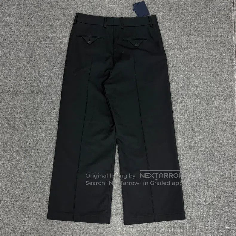 Louis Vuitton Louis Vuitton Basic logo black trousers Size US 42 / EU 58 - 2 Thumbnail
