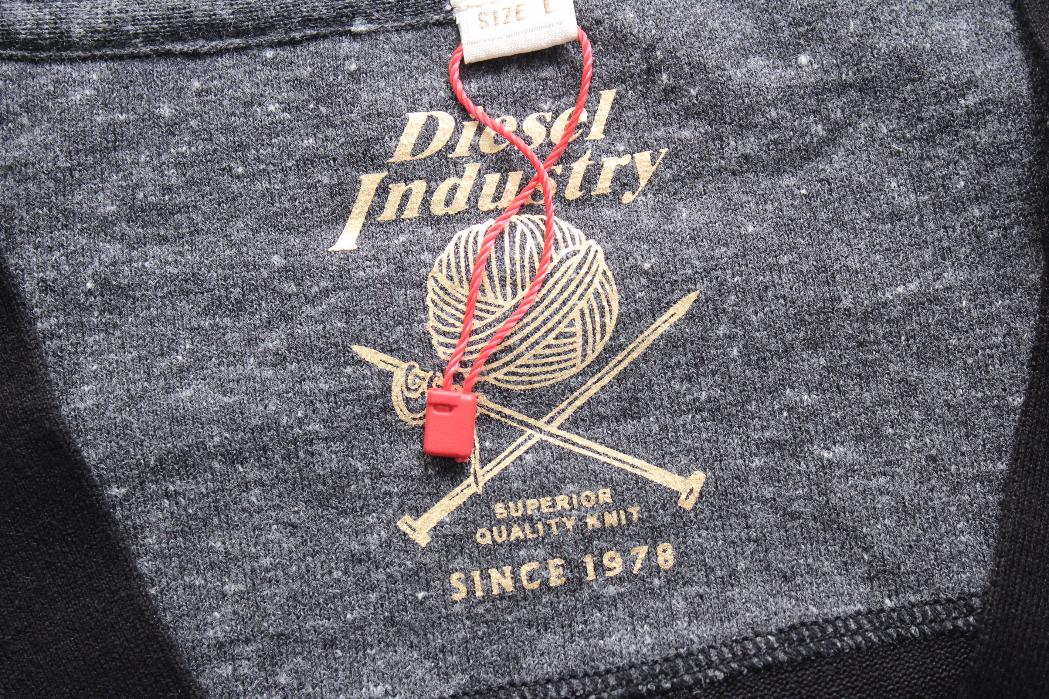 Diesel Diesel Sweater Cardigan Mens Size L Vintage Hype Size US L / EU 52-54 / 3 - 14 Thumbnail