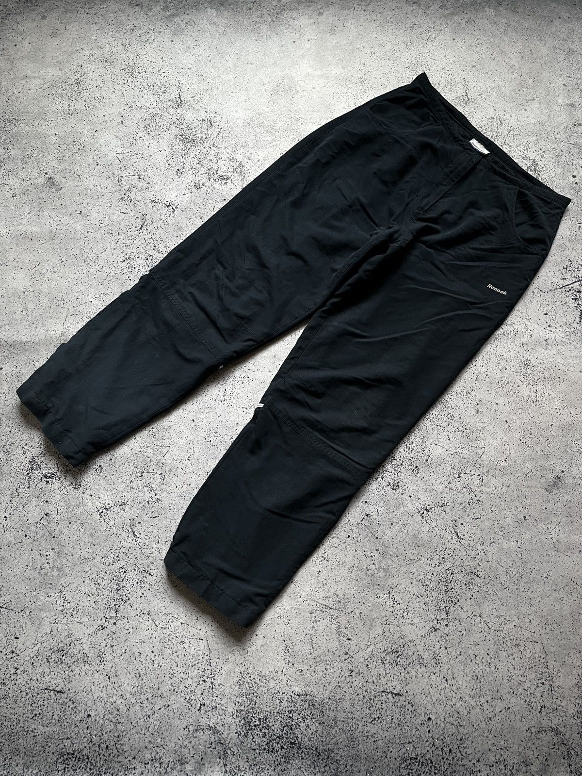 Reebok Vintage Reebok Baggy Track Pants Mini Logo Y2K USA Size US 34 / EU 50 - 1 Thumbnail