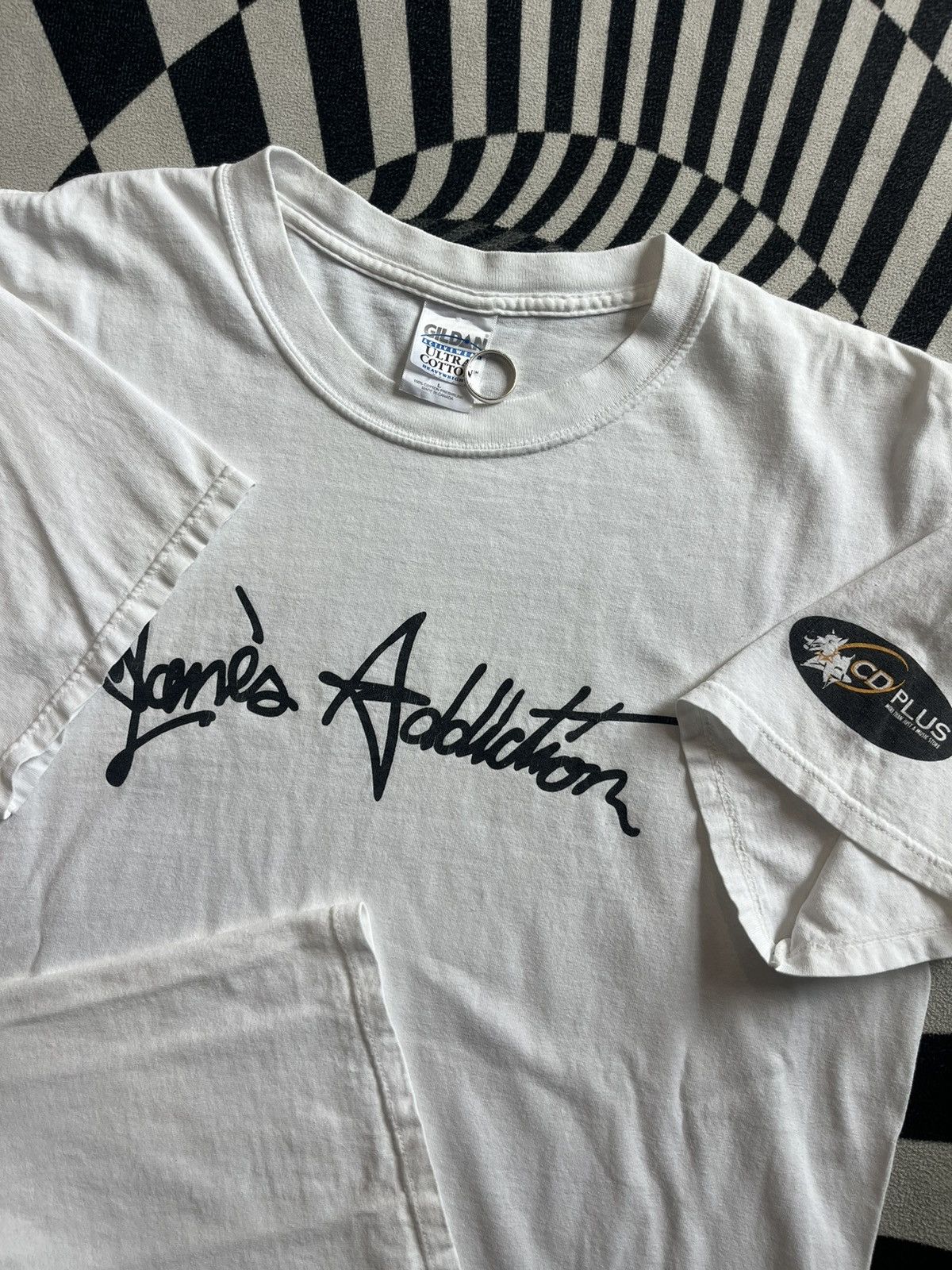 Band Tees Vintage Jane’s Addiction Promo STRAYS Album 00’s Tshirt Size US L / EU 52-54 / 3 - 8 Thumbnail