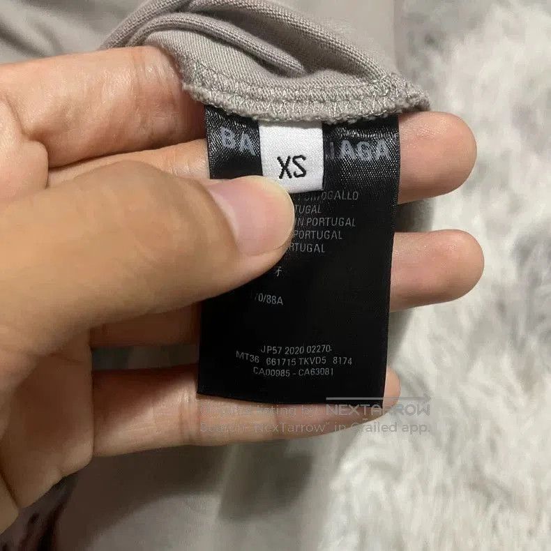 Balenciaga Balenciaga Fuzzy Logo Distressed T. Size US XS / EU 42 / 0 - 9 Thumbnail