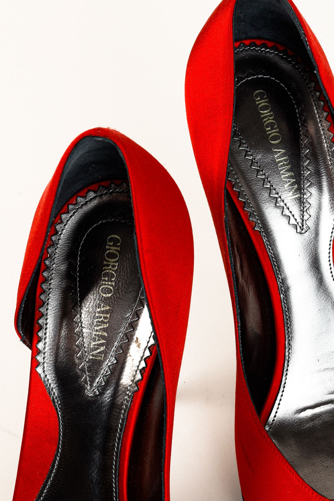 Giorgio Armani Giorgio Armani Rosso Velvet & Satin D'Orsay Heels Size US 9 / IT 39 - 8 Thumbnail