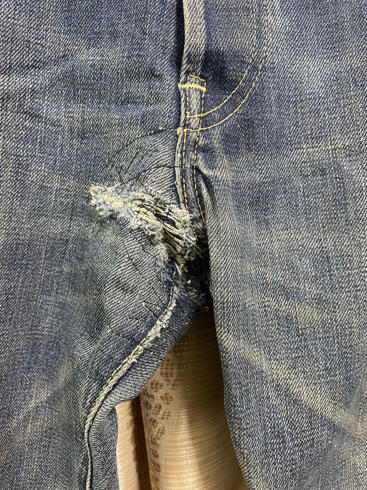 Levi's Levis 501 Big E 1966 Japan Made Damage Jeans Size US 34 / EU 50 - 6 Thumbnail