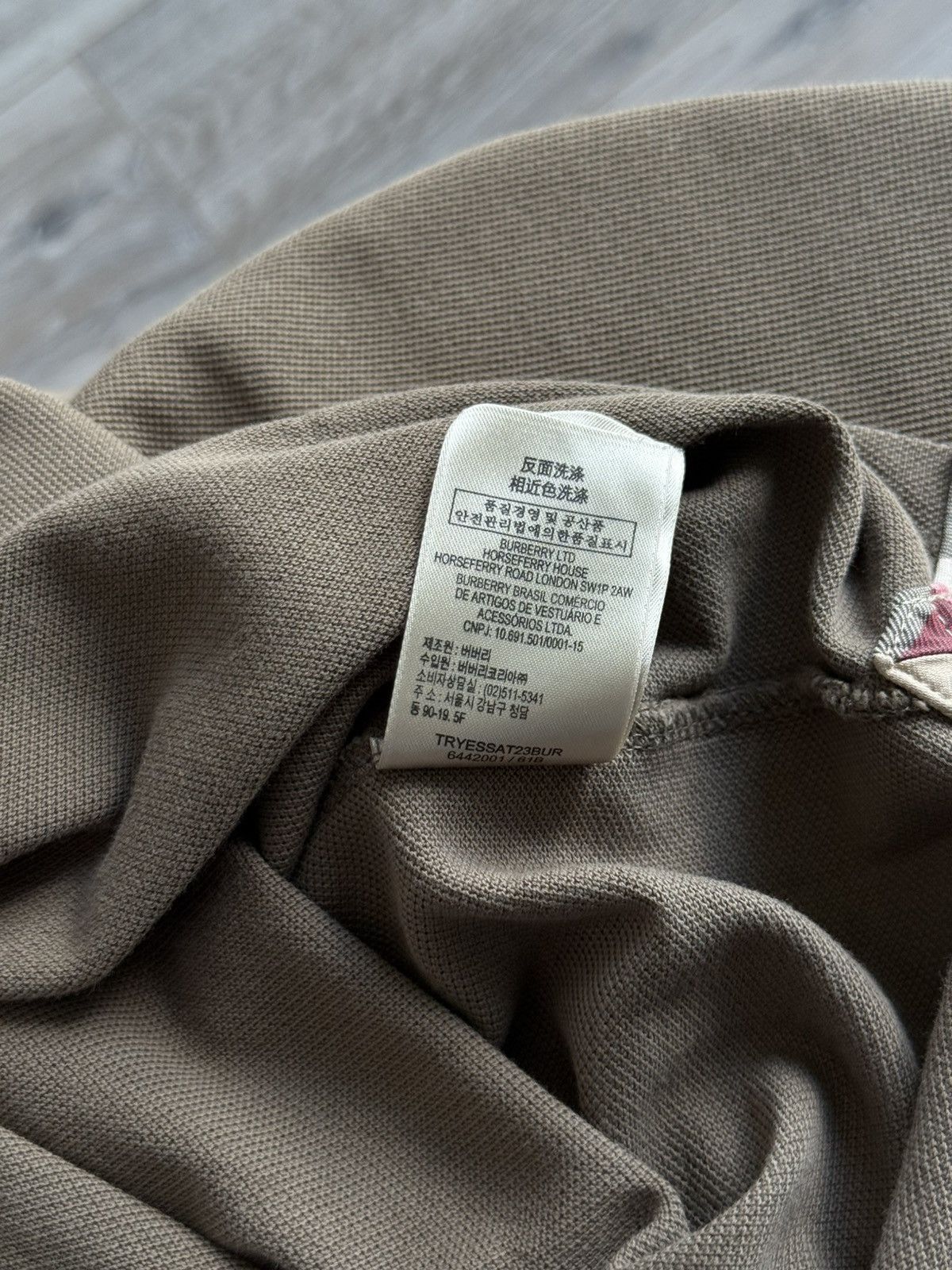 Burberry Burberry Brit Polos tee brown Nowa Check Size US XL / EU 56 / 4 - 13 Thumbnail