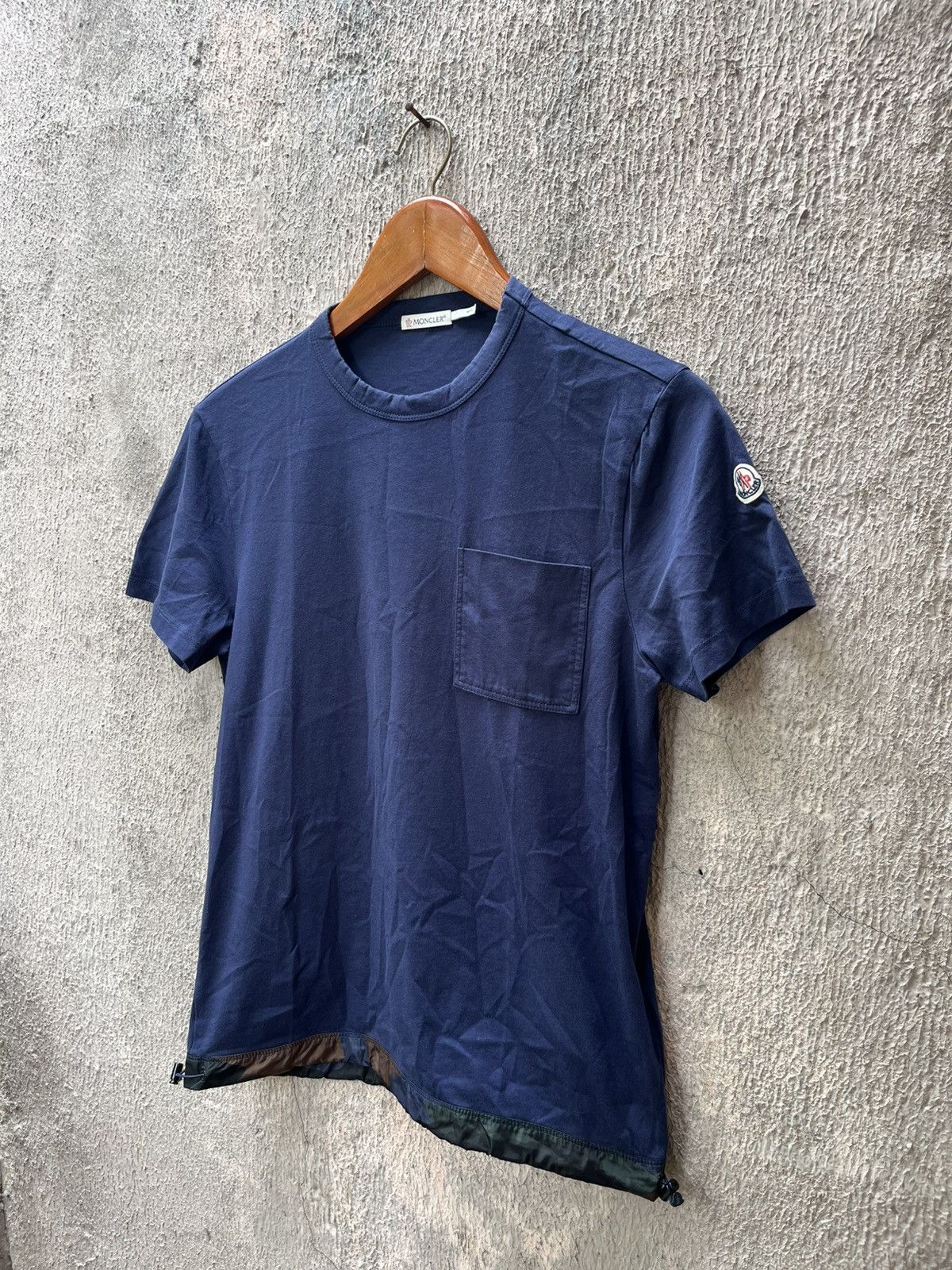Moncler Moncler tee Navy-Camo with Adjustment Size US M / EU 48-50 / 2 - 2 Thumbnail