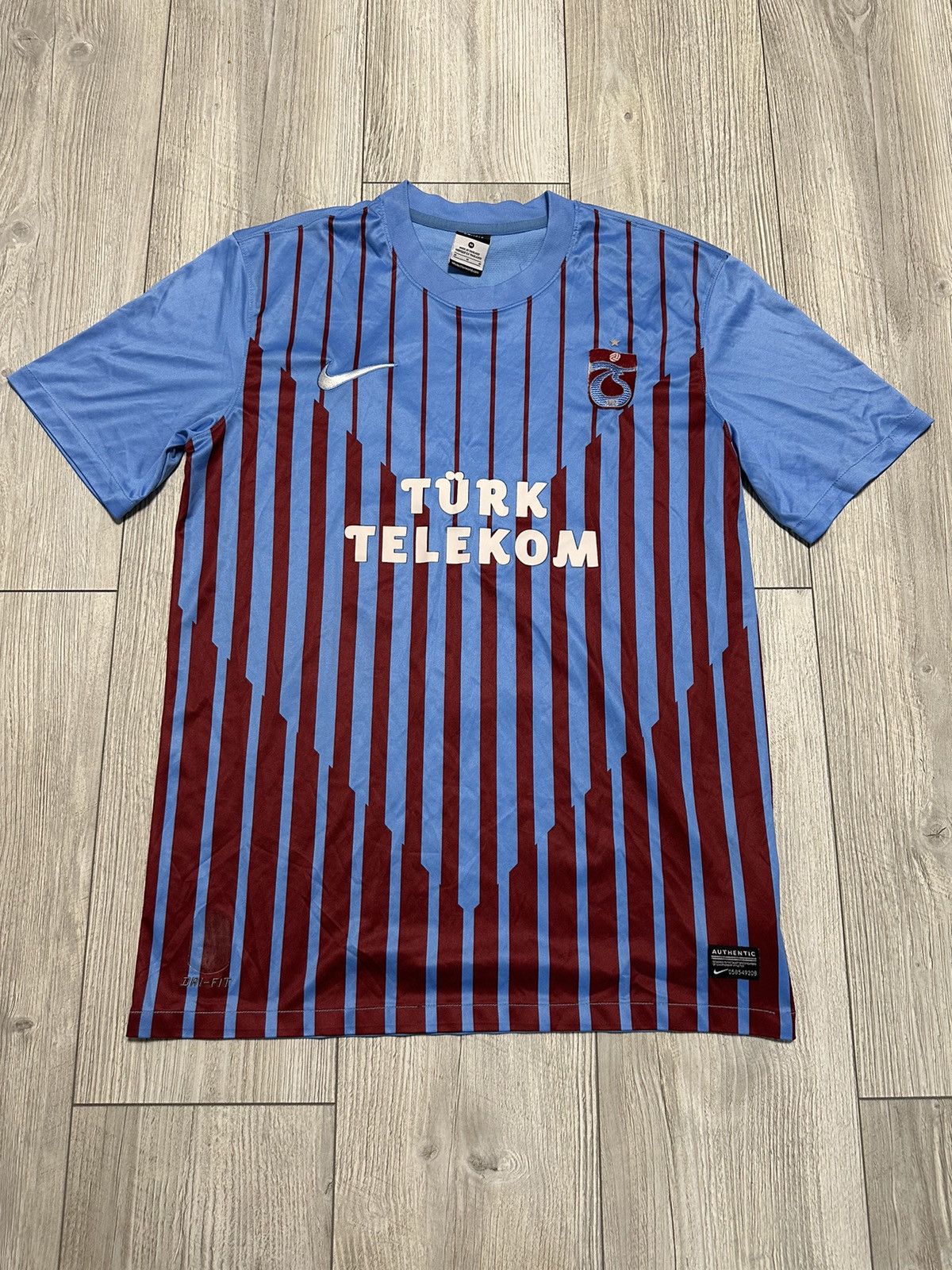 Nike Nike Trabzonspor 2012 #61 IBO Home Football Soccer Jersey Size US M / EU 48-50 / 2 - 1 Thumbnail