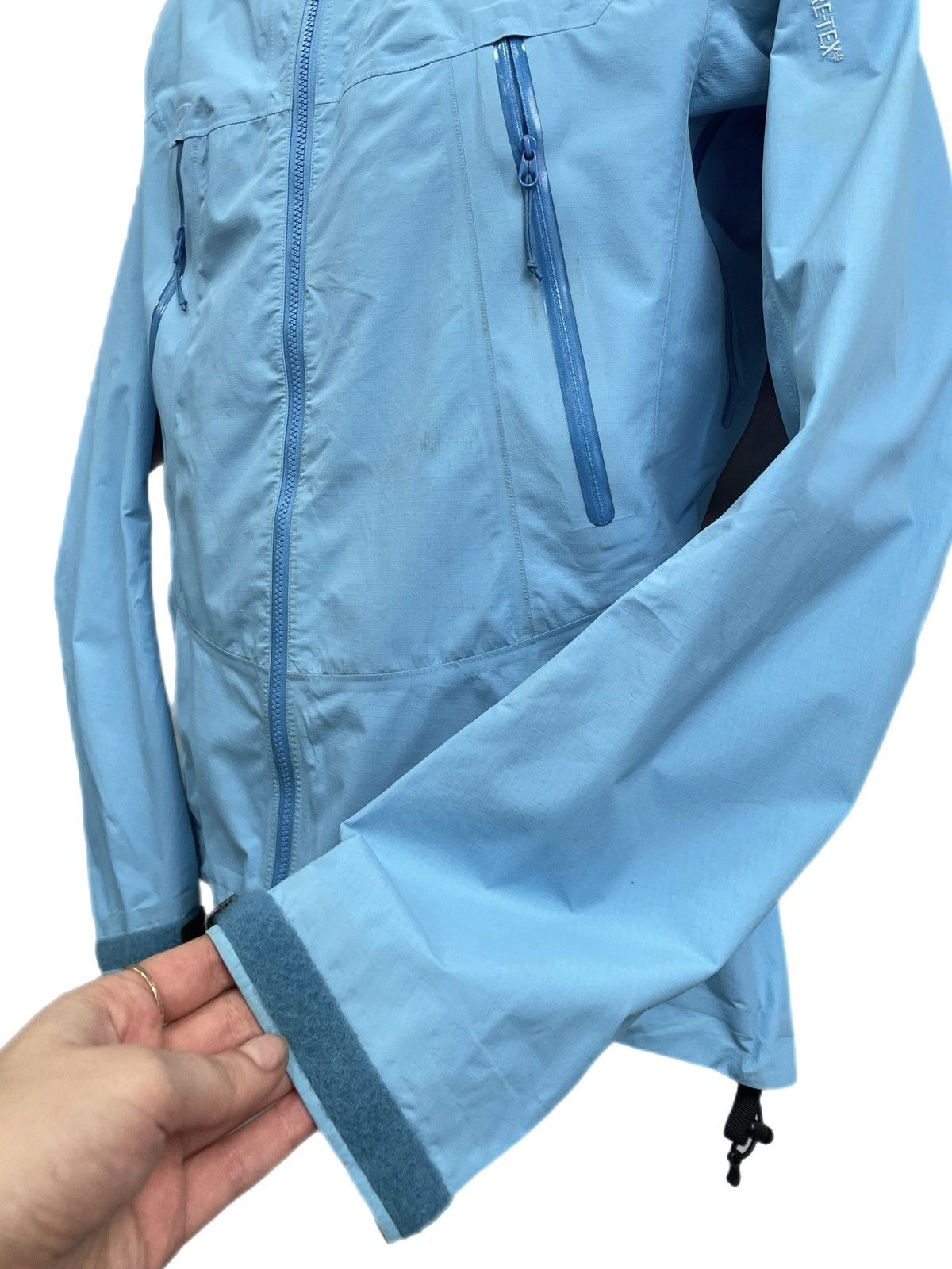 Arc'teryx Arc’teryx blue Gore-Tex shell jacket lightweight techwear Size S / US 4 / IT 40 - 6 Thumbnail