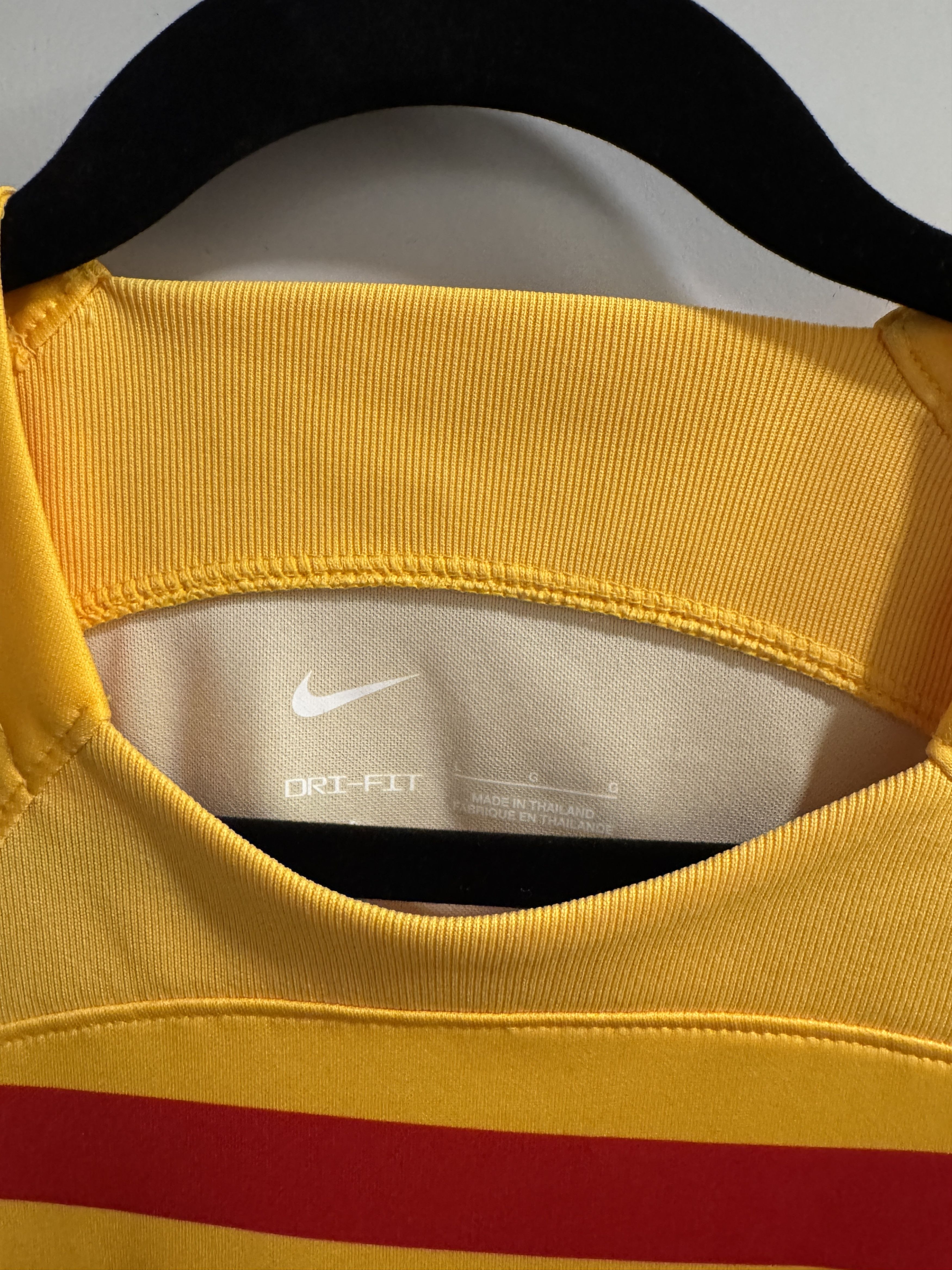 Nike FC Barcelona 2023/24 4th Kit Yellow Nike Jersey Soccer Size US L / EU 52-54 / 3 - 4 Thumbnail