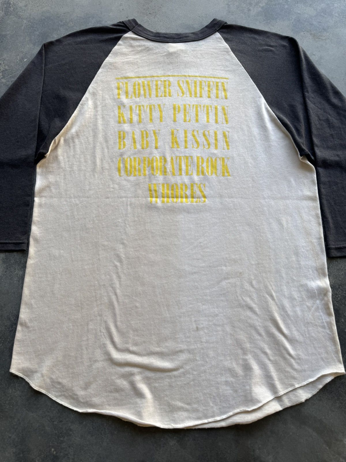 Band Tees × Nirvana × Vintage Vintage raglan nirvana band Size US M / EU 48-50 / 2 - 11 Thumbnail