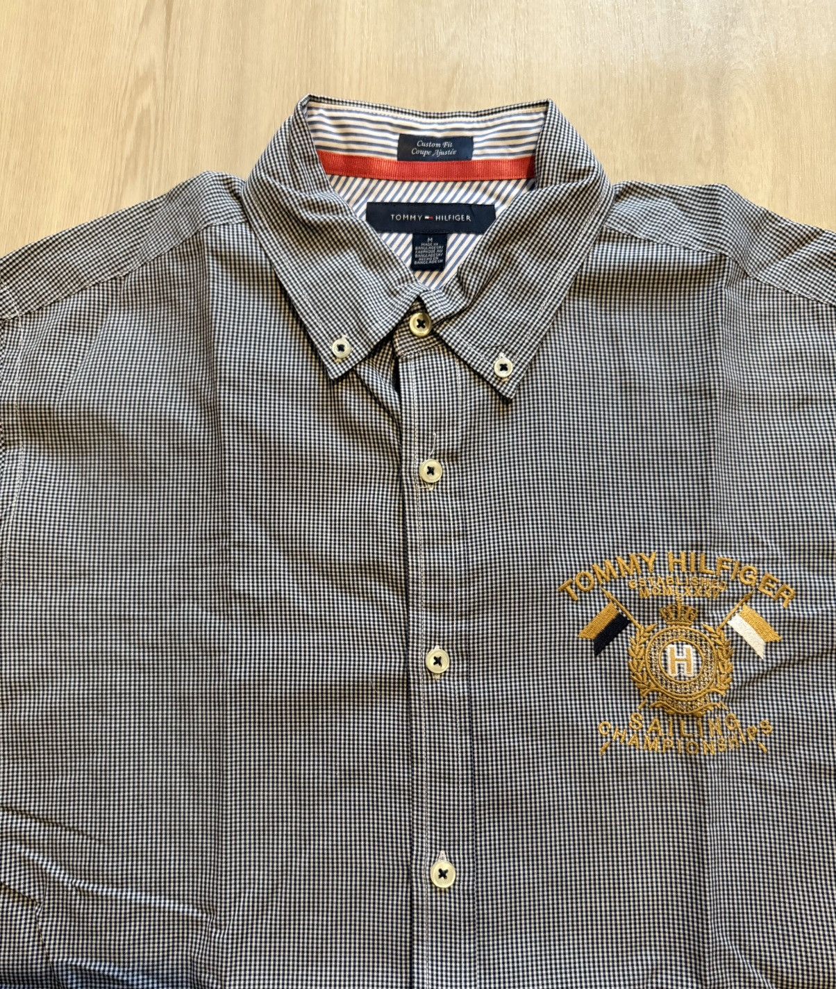 Tommy Hilfiger Tommy Hilfiger Sailing Championships Enbroidered Crest Sz M Size US M / EU 48-50 / 2 - 3 Thumbnail
