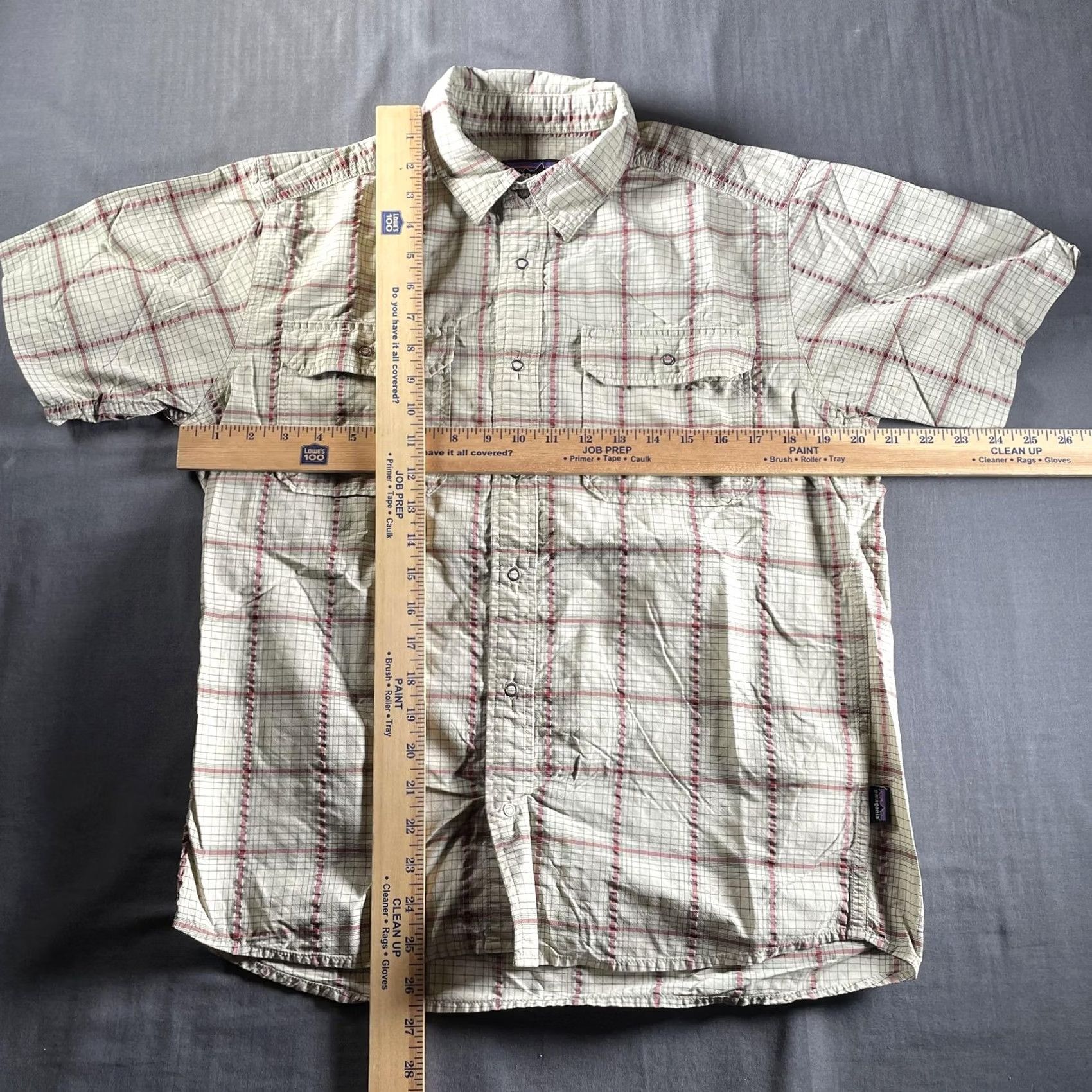 Patagonia Patagonia Shirt Mens Medium Beige Plaid Nylon Short Sleeve Hiking Button Up Mens Casual Outdoor Lightweight Pockets 90s Style? Size US M / EU 48-50 / 2 - 4 Thumbnail