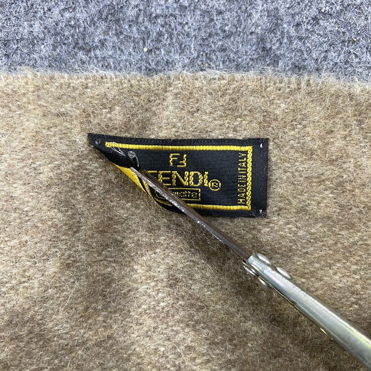 Fendi Fendi Muffler/ Scar / Neckwear - T1405 Size ONE SIZE - 7 Thumbnail
