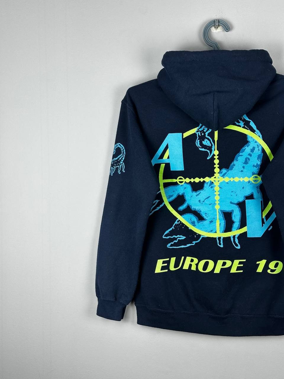 Drake Scorpion🦂Drake assassination vacation hoodie tour Europe Size US S / EU 44-46 / 1 - 7 Thumbnail