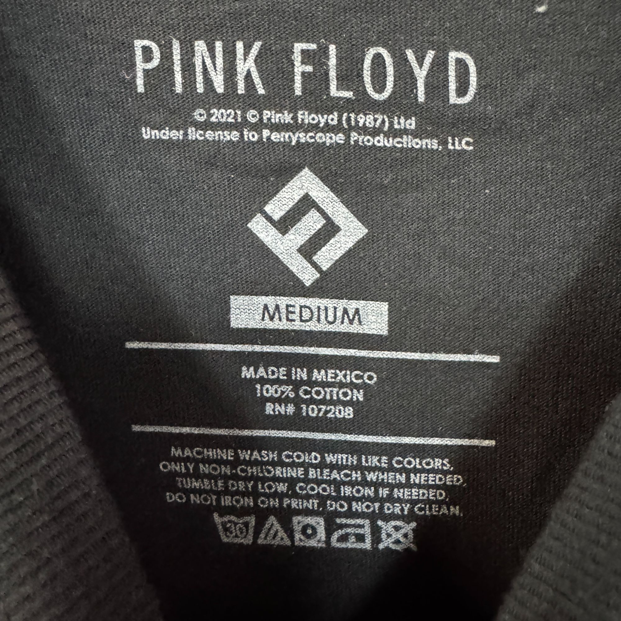 Pink Floyd Pink Floyd Dark Side of the Moon Psychedelic Rock Band Tee M Size US M / EU 48-50 / 2 - 4 Thumbnail