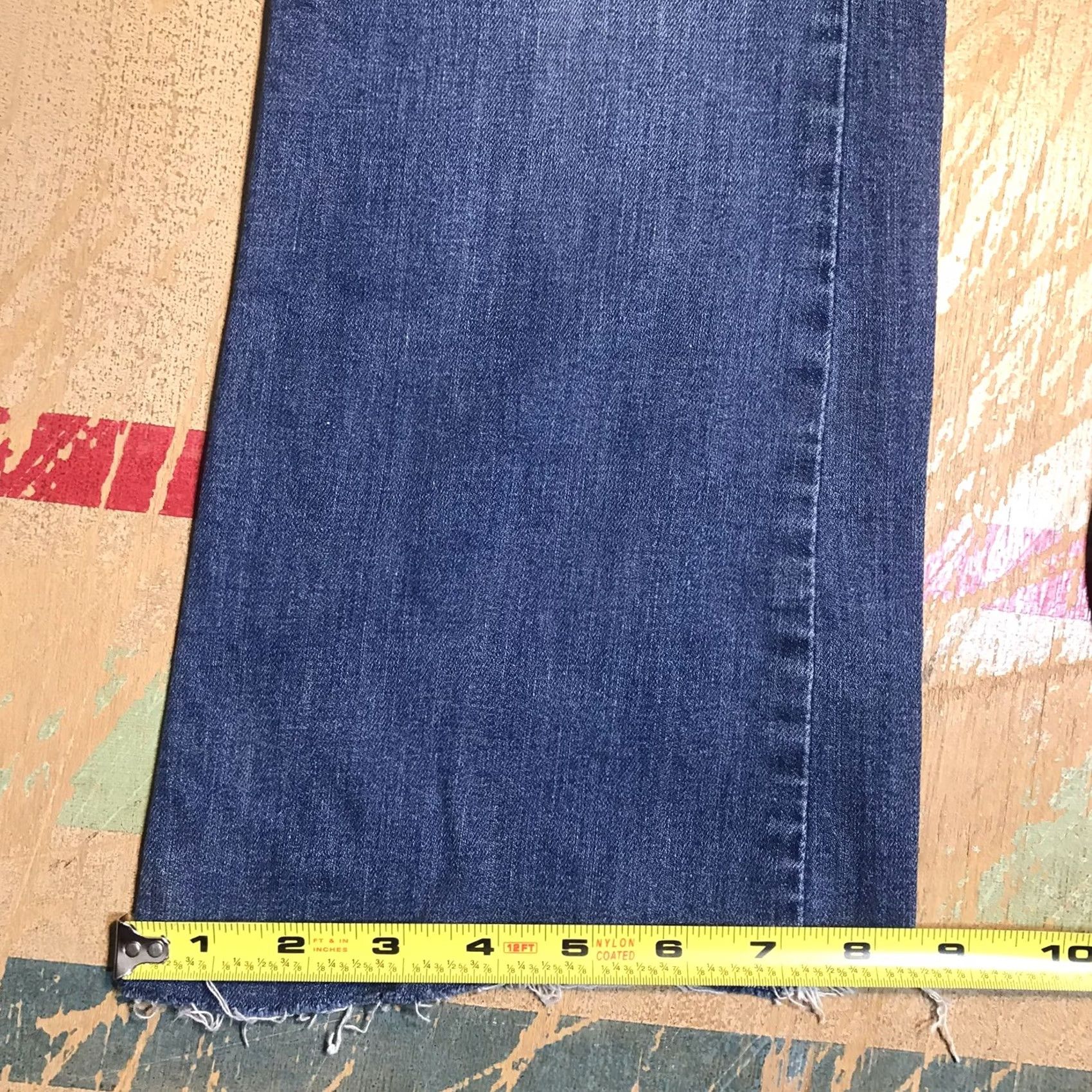 Levi's VINTAGE Levi's 518 Bootcut Jeans Womens Tag 9 x 27.5 Inseam Raw Hem Western Cowgirl Jeans 80s 90s USA Cowboy Rodeo Mens? Girls? Size 30" / US 8 / IT 44 - 7 Thumbnail