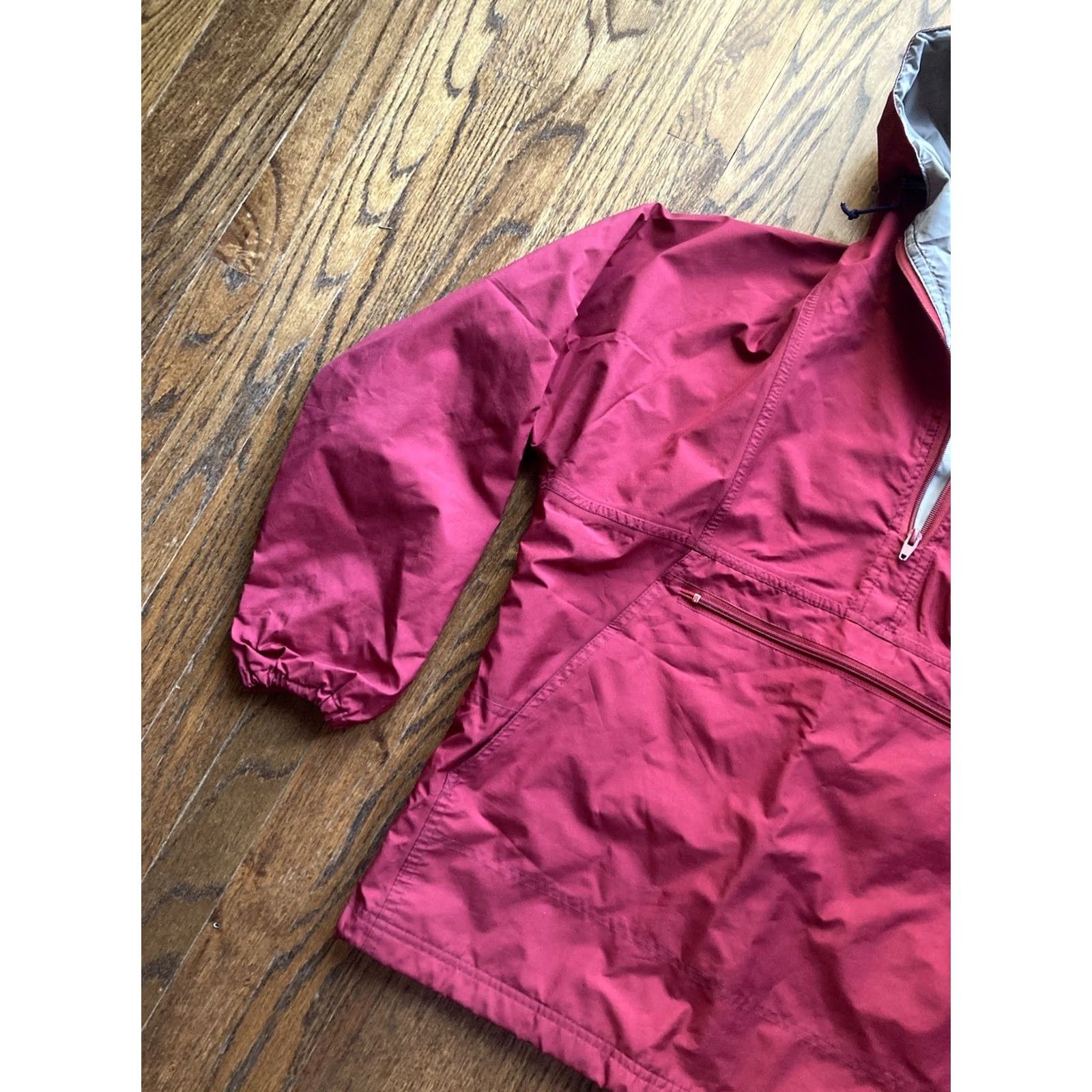 Vintage VINTAGE L.L. Bean Goretex Rain Jacket Womens M Red Rain Coat 80s 90s Windbreaker Anorak Mens Womens Boys Girls) Size M / US 6-8 / IT 42-44 - 2 Thumbnail