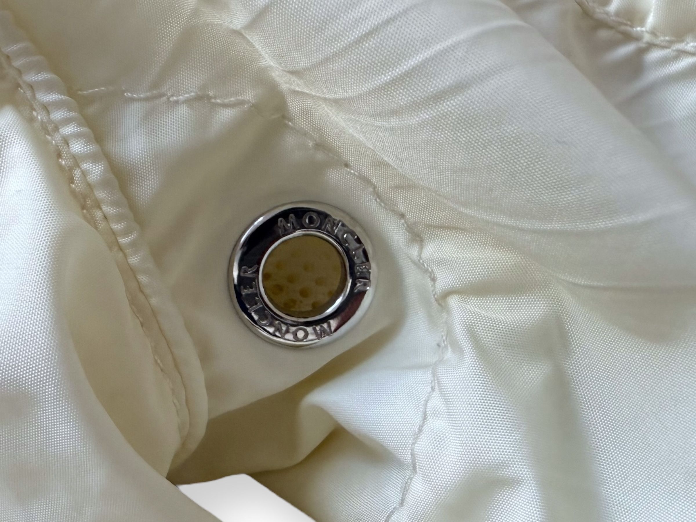 Moncler Moncler Jacket Size M / US 6-8 / IT 42-44 - 6 Thumbnail