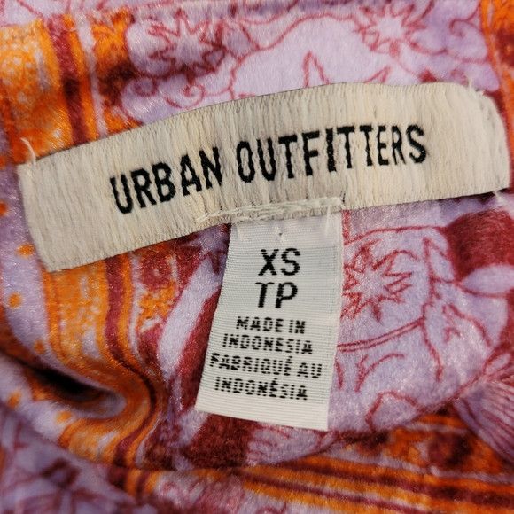 Urban Outfitters Urban Outfitters Florentina Print Velvet Wrap Crop Top - Xs Size XS / US 0-2 / IT 36-38 - 4 Thumbnail