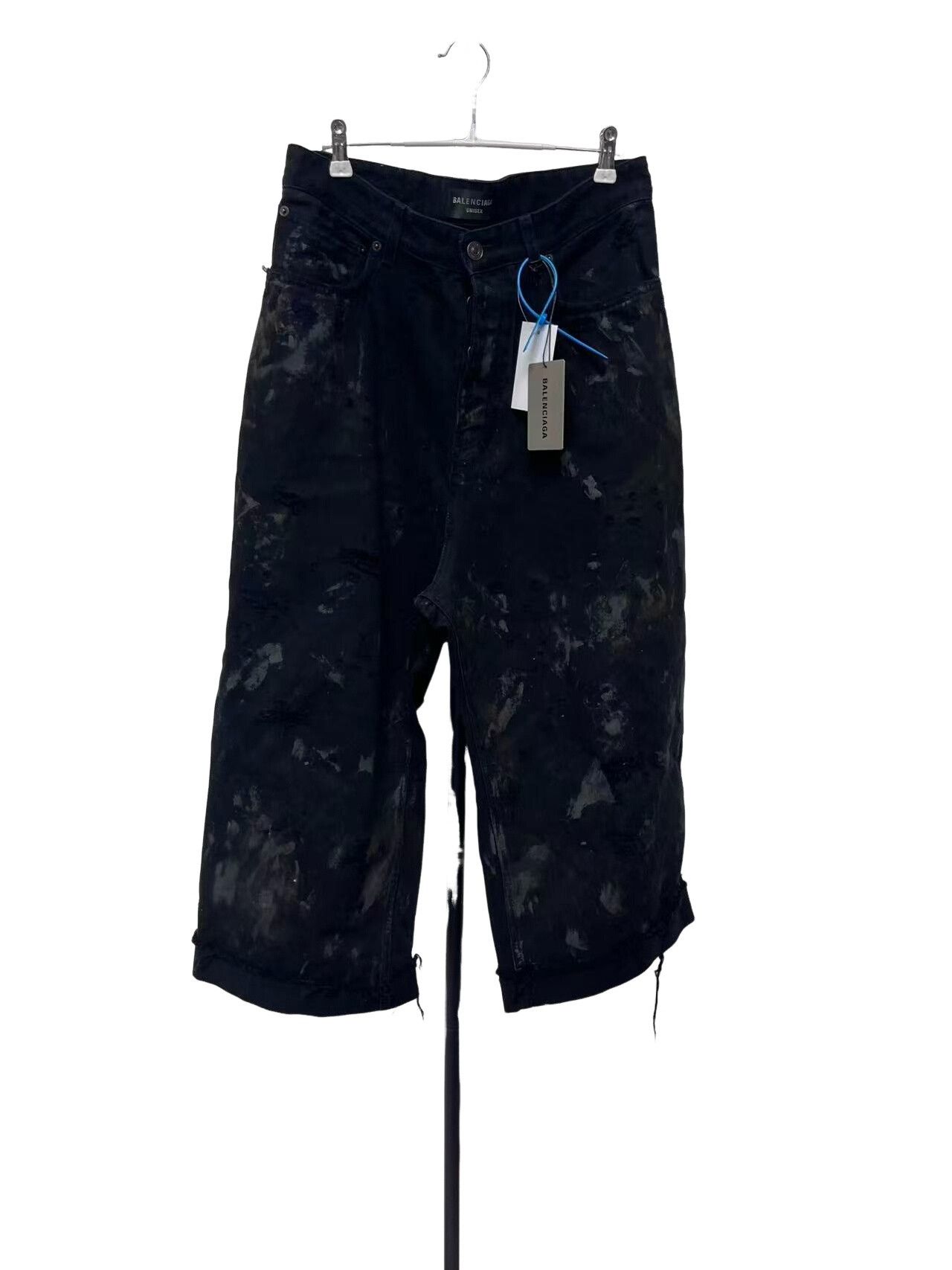 Balenciaga Balenciaga Mud Dye Distressed Denim Jeans 34 Size US 34 / EU 50 - 1 Thumbnail