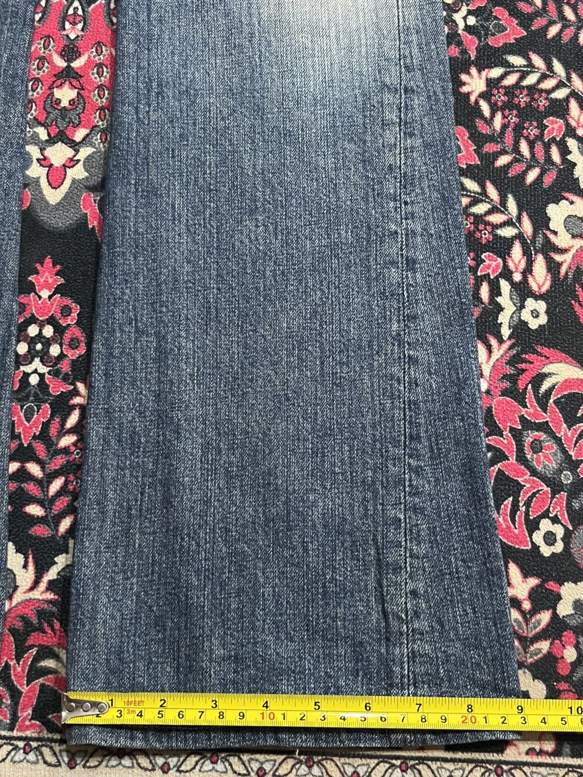 Japanese Brand Vintage Japanese Brand Low Rise Blue Wash Ripped Flare Jeans Size 30" / US 8 / IT 44 - 13 Thumbnail