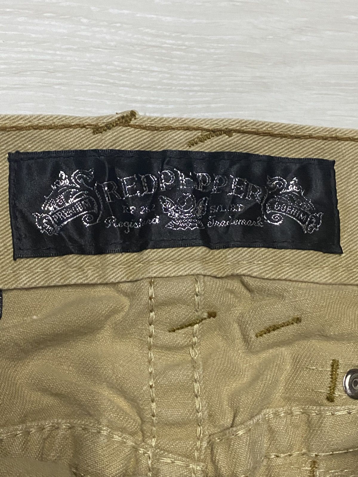 Japanese Brand Red Pepper Avantgarde Skull Button Distressed Loose Jeans Size US 33 - 19 Thumbnail