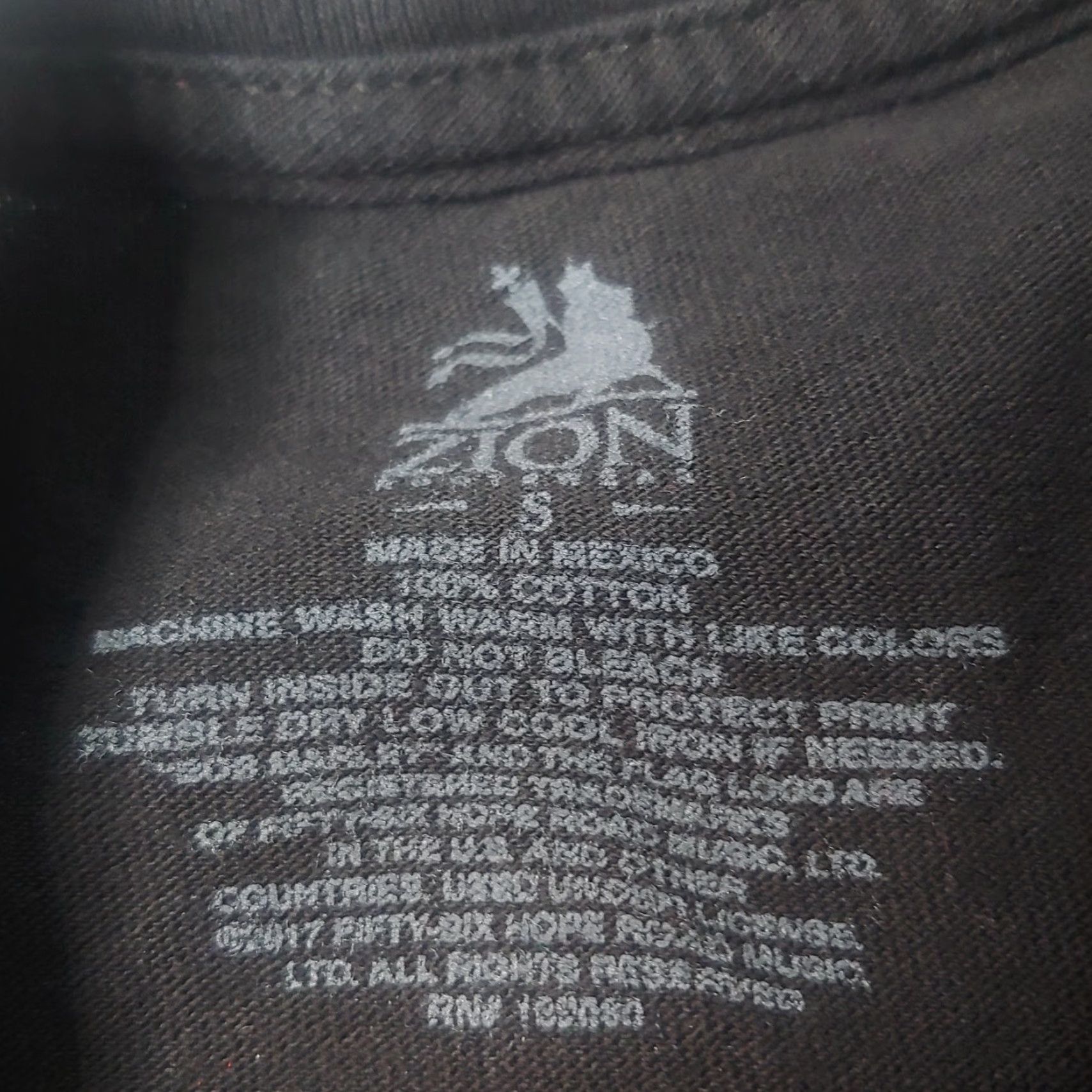 Vintage Bob Marley Redemption Song Shirt Small Reggae Music Rasta Black Zion Sportswear Graphic Print T-Shirt Men Size US S / EU 44-46 / 1 - 4 Thumbnail