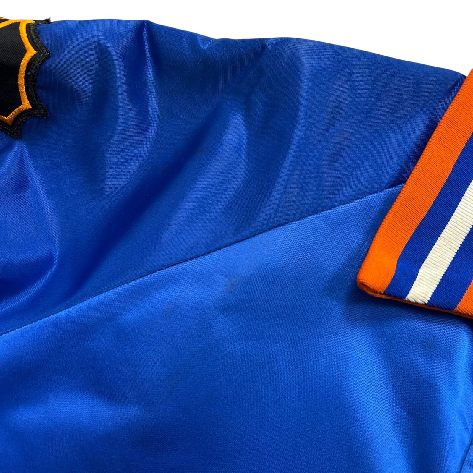 NHL VTG 90s NEW YORK ISLANDERS STARTER SATIN JACKET SPELL OUT Size US M / EU 48-50 / 2 - 9 Thumbnail