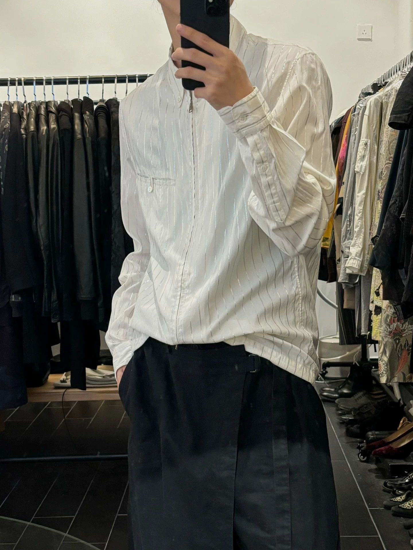 Alexander McQueen Alexander McQueen S/S11 Silver Thread Thin Jacket 50 Size US M / EU 48-50 / 2 - 1 Thumbnail