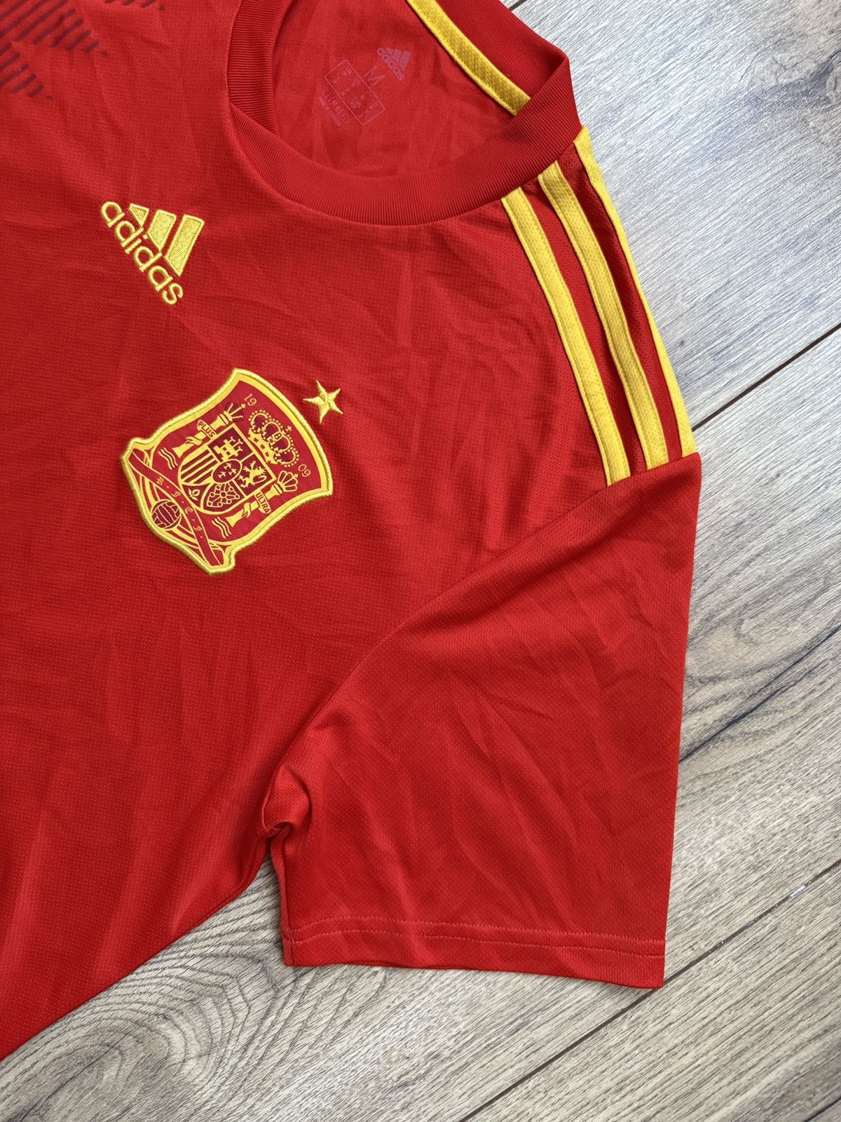 Adidas × Vintage Koszulka piłkarska Adidas Hiszpania 2018 Size US M / EU 48-50 / 2 - 3 Thumbnail