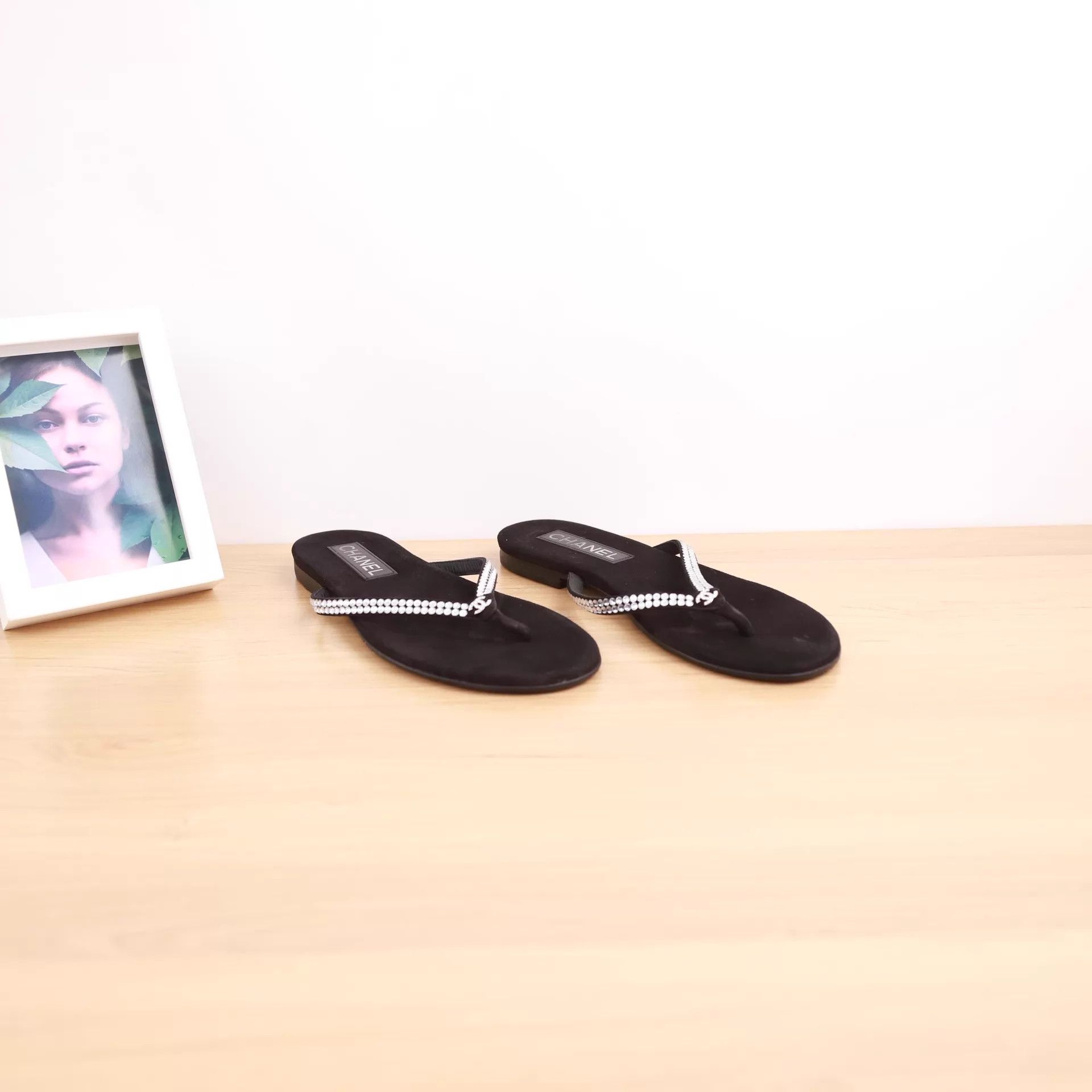 Chanel Chanel Women's Slides Size 38 Size US 7.5 / IT 37.5 - 3 Thumbnail