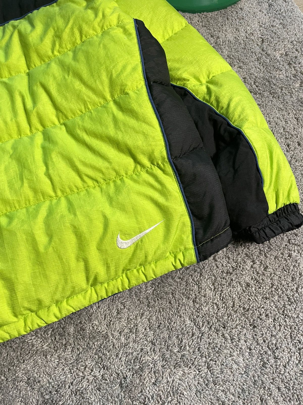 Nike ACG Vintage Nike ACG Green Neon Puffer Jacket Size US L / EU 52-54 / 3 - 14 Thumbnail