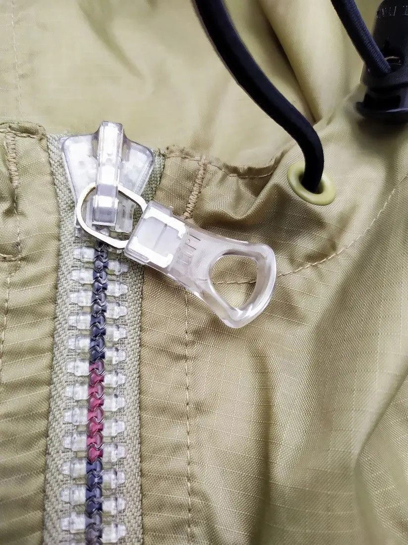 Tommy Hilfiger × Vintage Tommy Hilfiger Khaki Nylon Logo Jacket Windbreaker Size US XL / EU 56 / 4 - 4 Thumbnail