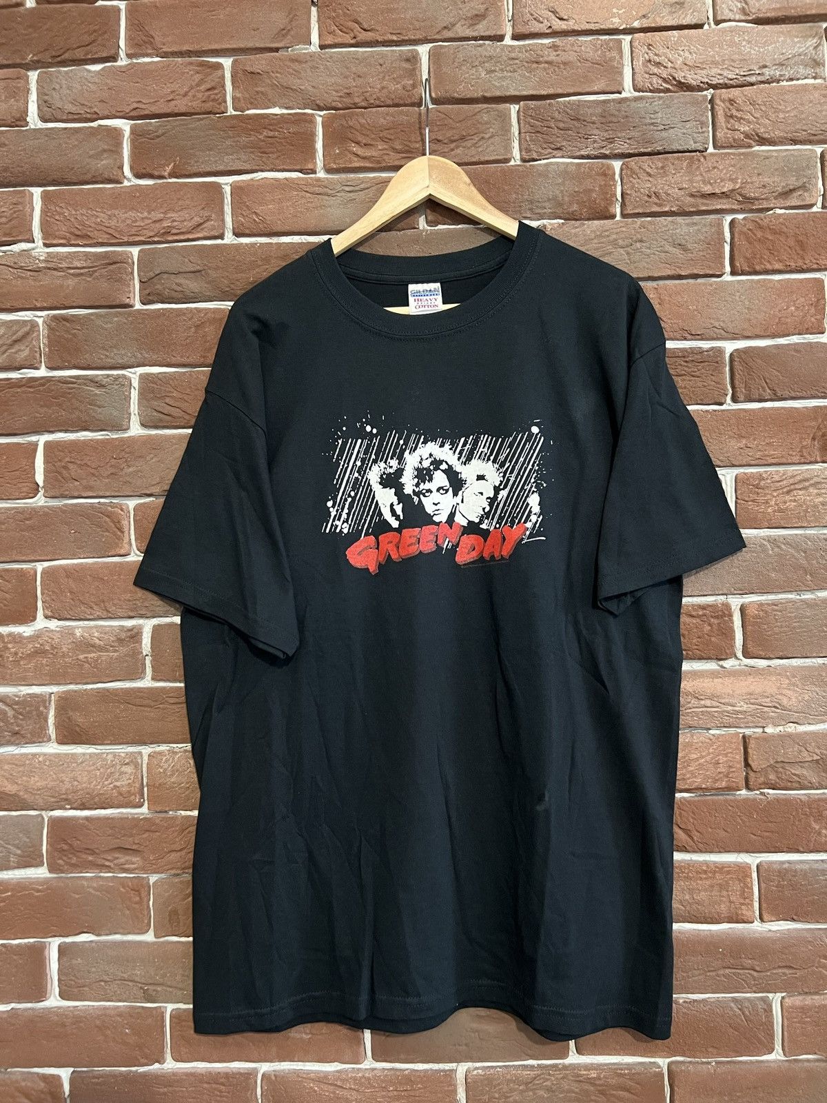 Band Tees Vintage Early 00s Green Day Angel Punk Band Tshirt Hype y2k Size US L / EU 52-54 / 3 - 1 Thumbnail