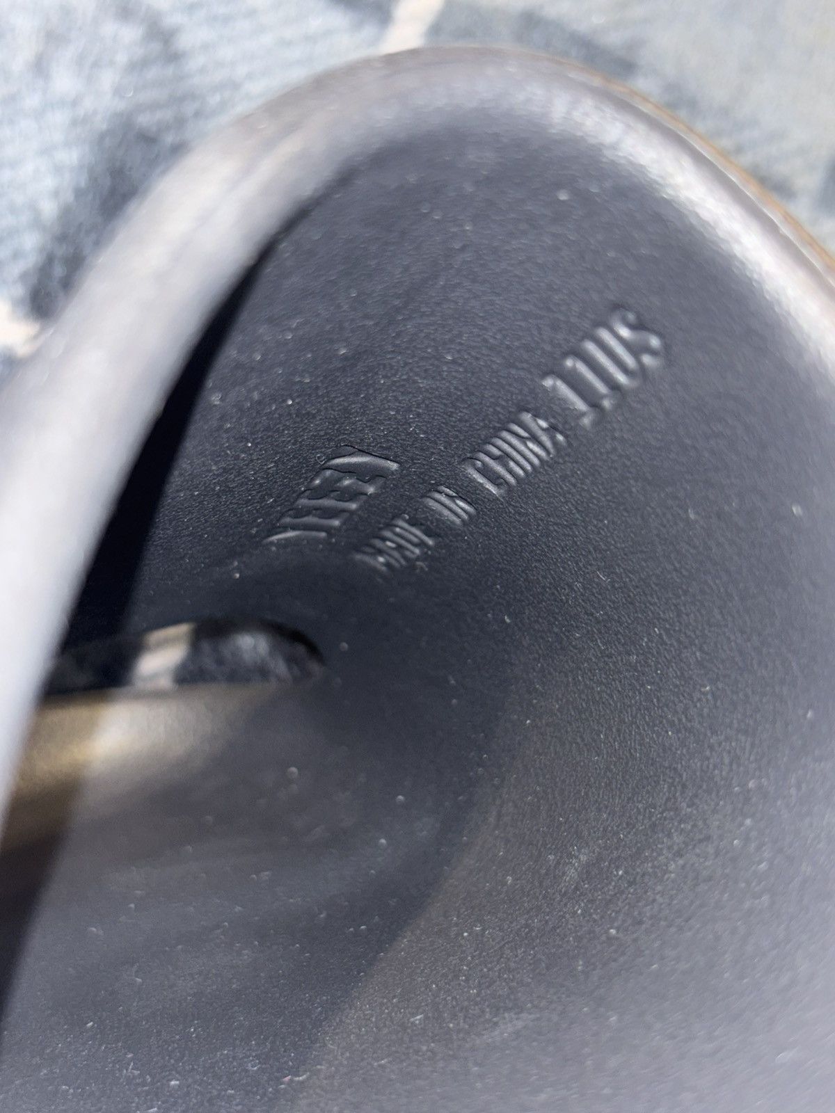 Yeezy Yeezy slide onyx Size US 11 / EU 44 - 9 Thumbnail