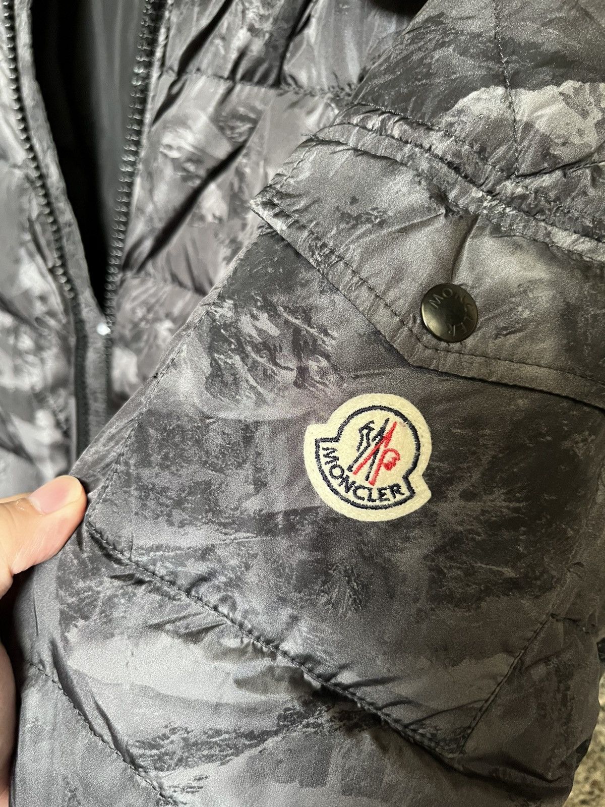Moncler MONCLER HYMALAY Size US M / EU 48-50 / 2 - 18 Thumbnail