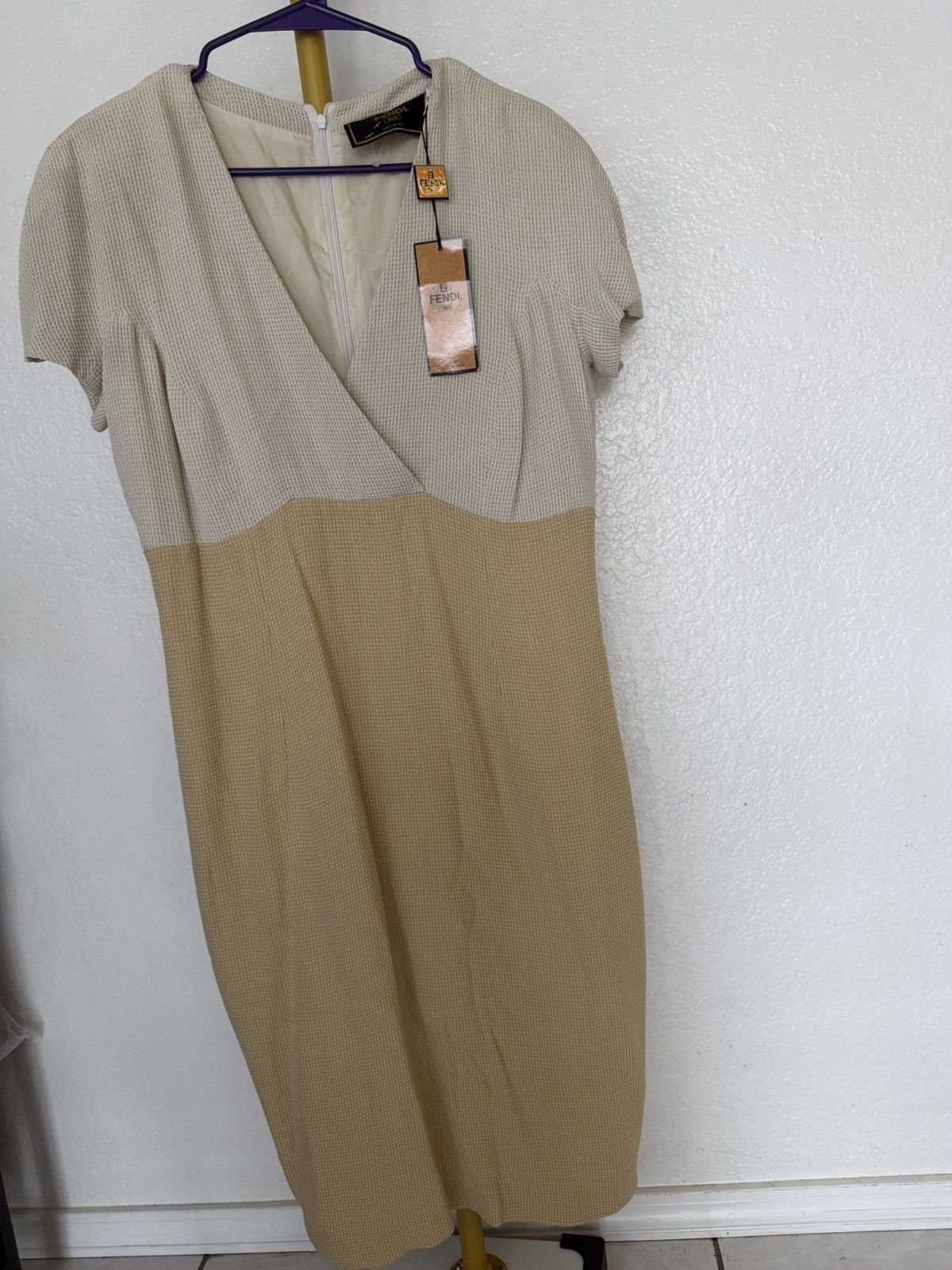 Fendi Fendi beige dress Size XL / US 12-14 / IT 48-50 - 2 Thumbnail
