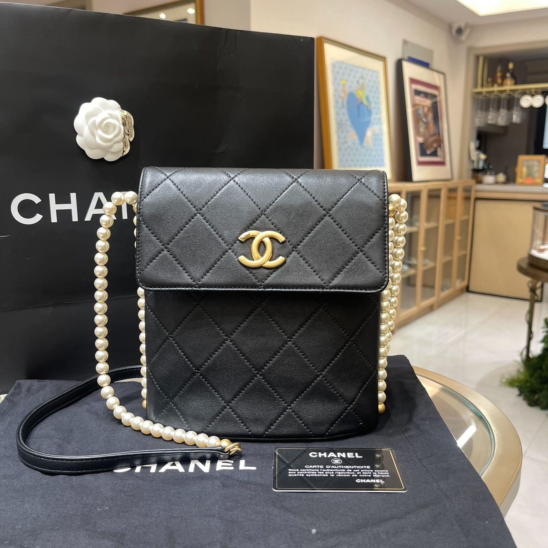 Chanel Pre-loved Bag Very good condition Size ONE SIZE - 1 Thumbnail