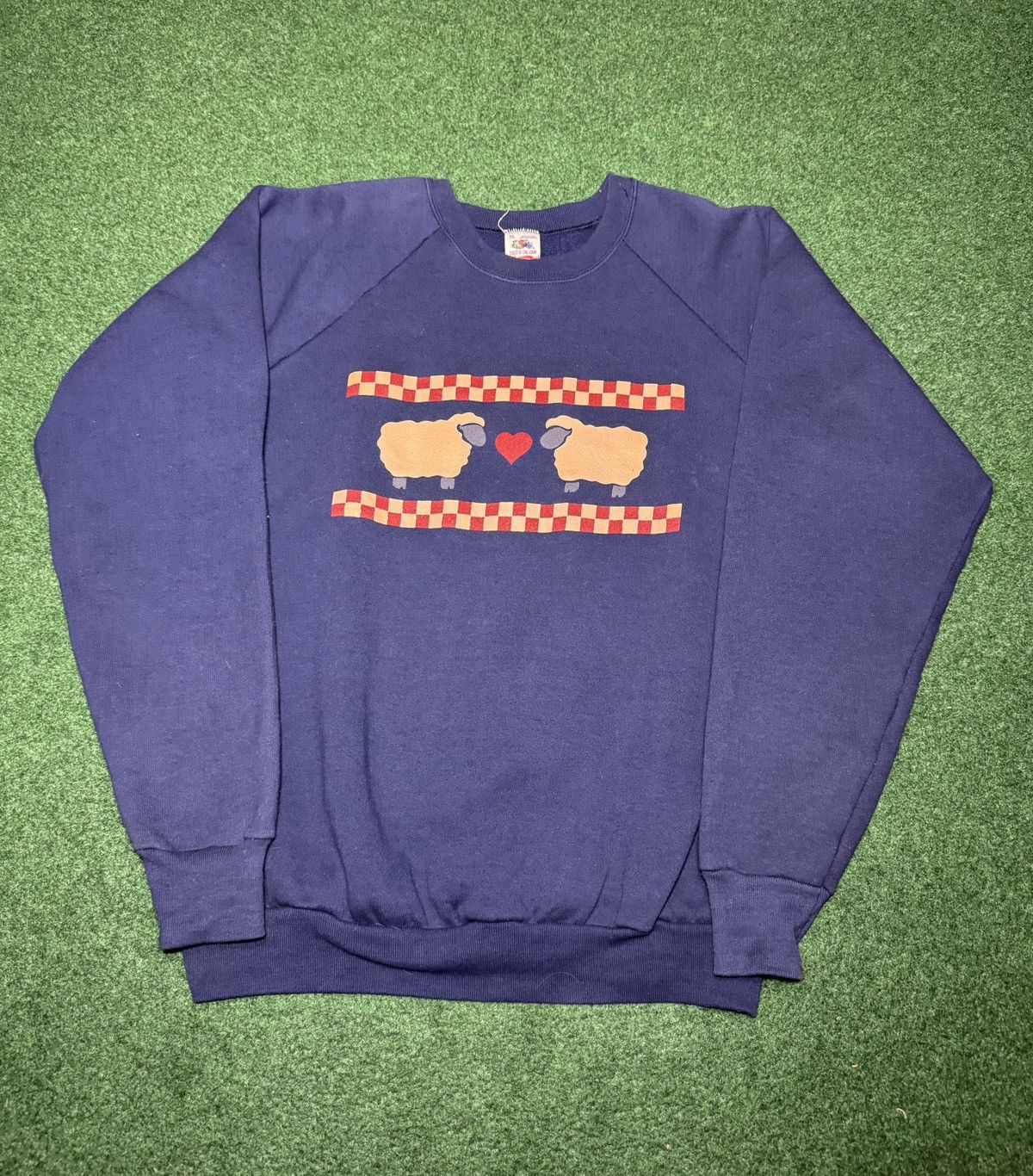 Fruit Of The Loom Vintage Grandma Sheep Sweatshirt XL 90s 22x28 Sweatshirt Size XL / US 12-14 / IT 48-50 - 1 Thumbnail