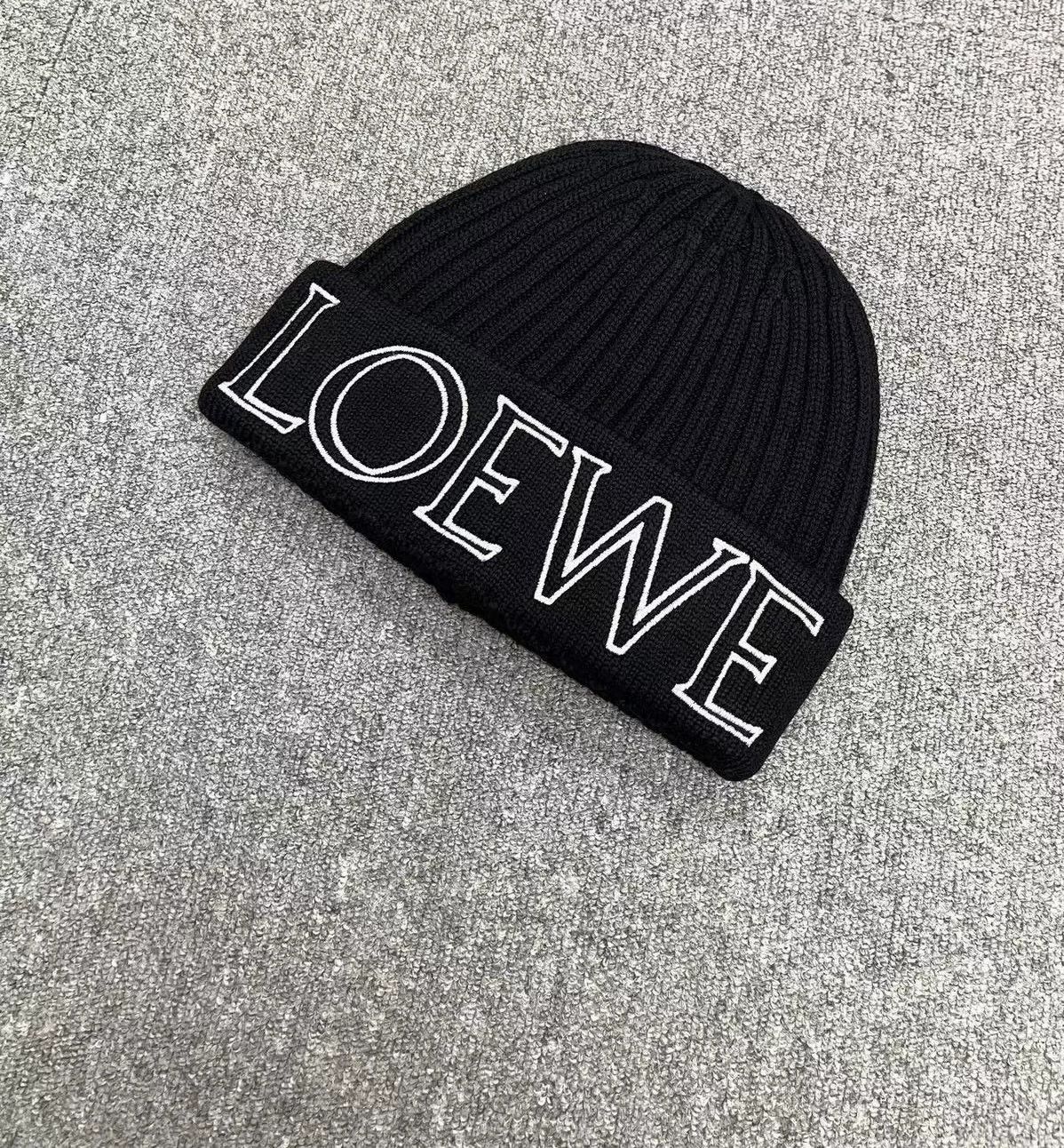 Loewe Loewe Black Knit Beanie Cap with Logo Size ONE SIZE - 1 Thumbnail