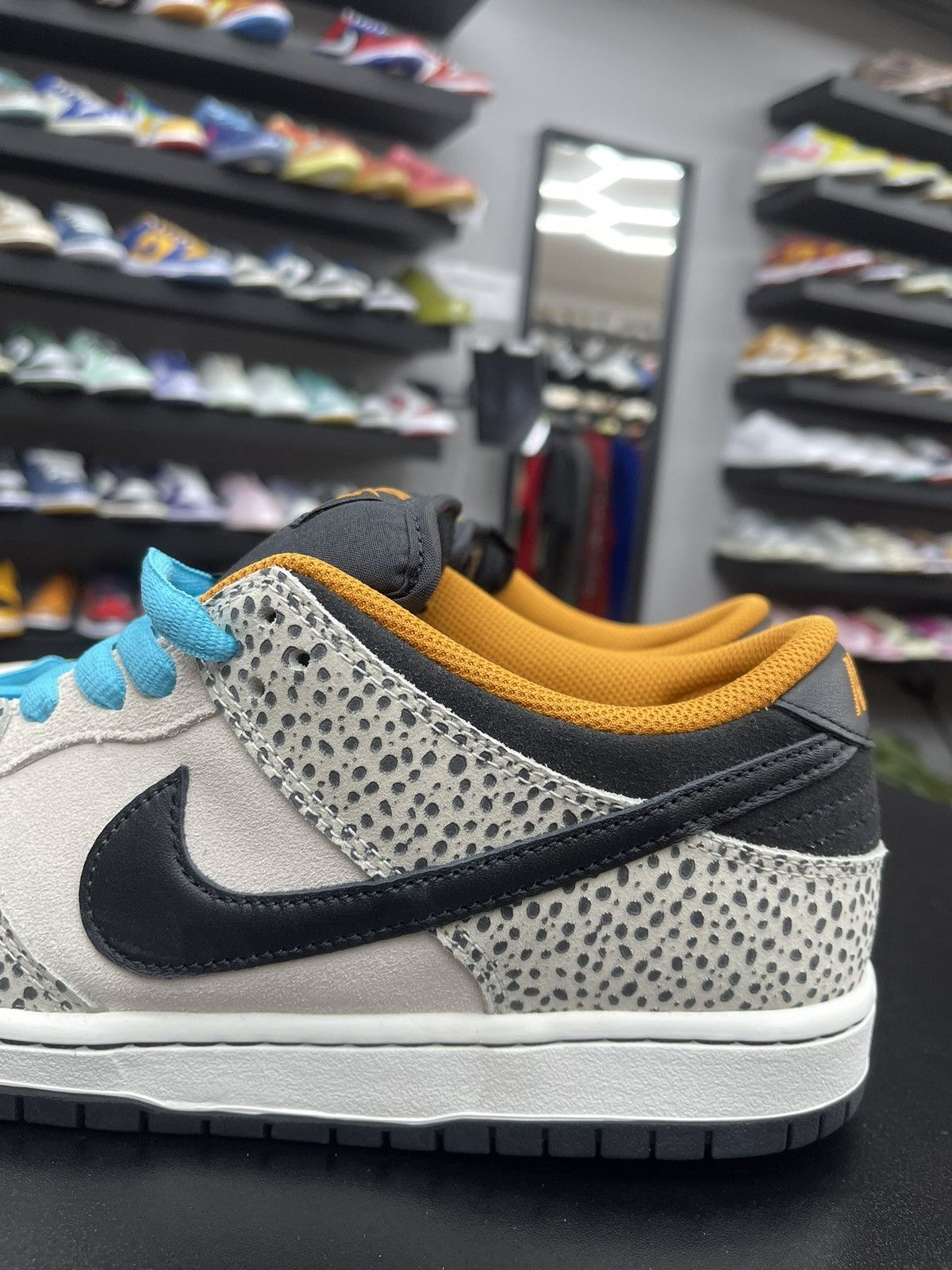 Nike Size 11 - Nike Dunk Low SB Electric Pack Safari Size US 11 / EU 44 - 5 Thumbnail
